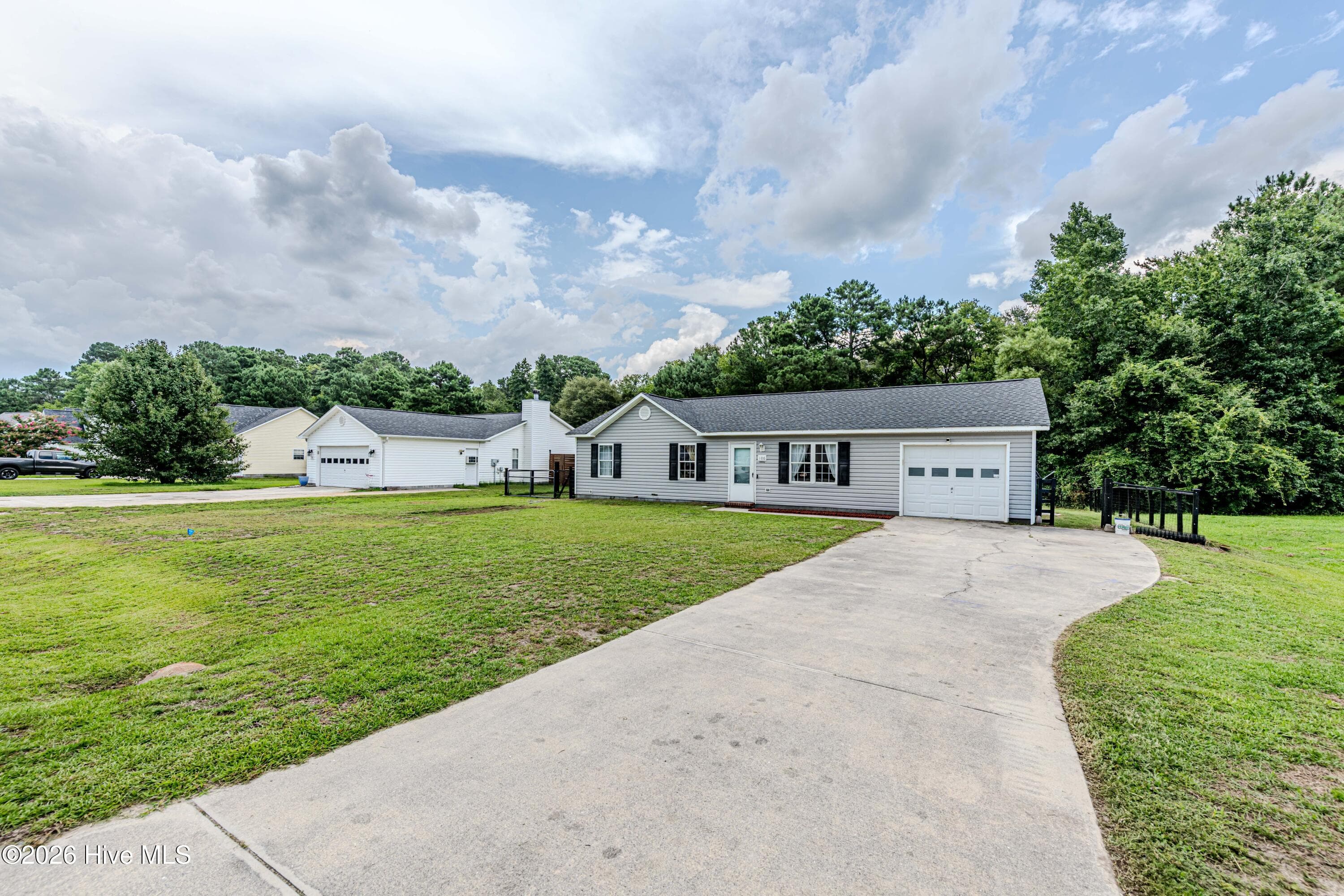 106 Linden Road, Richlands, NC 28574
