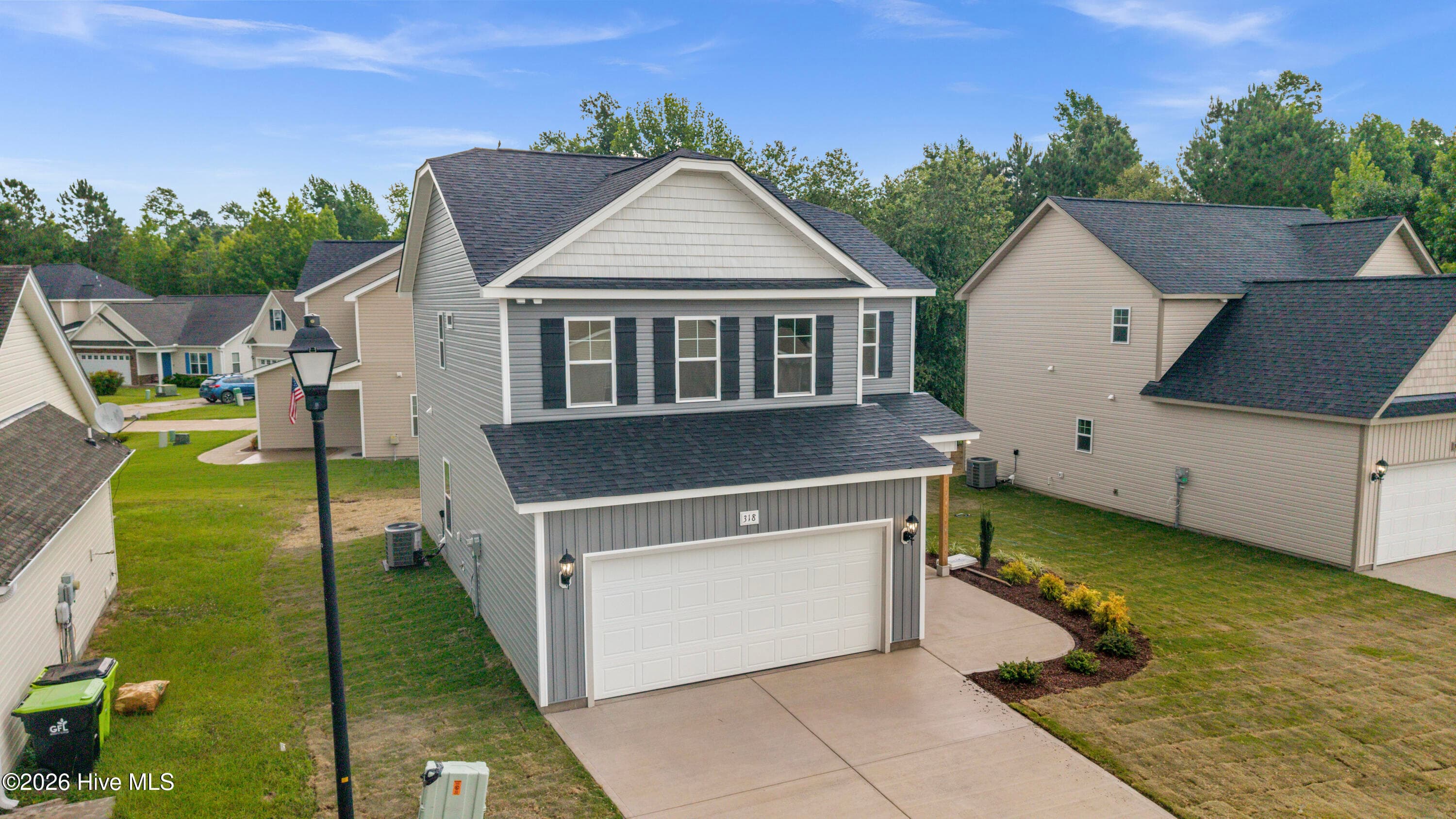 Single Family Residence at 318 Hawks Bluff Drive, New Bern, NC 28560, photo 6 of 109