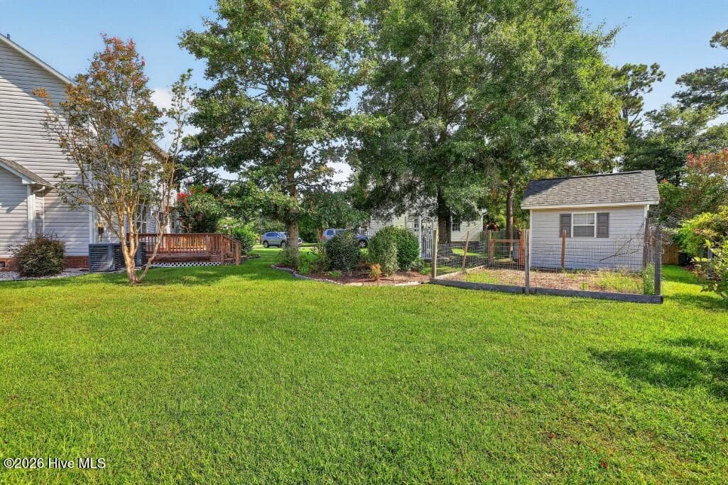Single Family Residence at 503 Island Place, Swansboro, NC 28584, photo 16 of 64