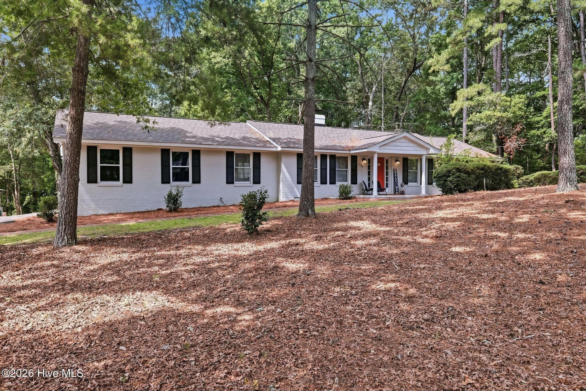 Single Family Residence at 224 Heather Lane, Southern Pines, NC 28387, photo 2 of 41