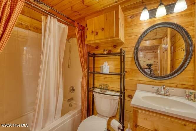 Single Family Residence at 158 Red Oak Forest Lane, Murphy, NC 28906, photo 22 of 59