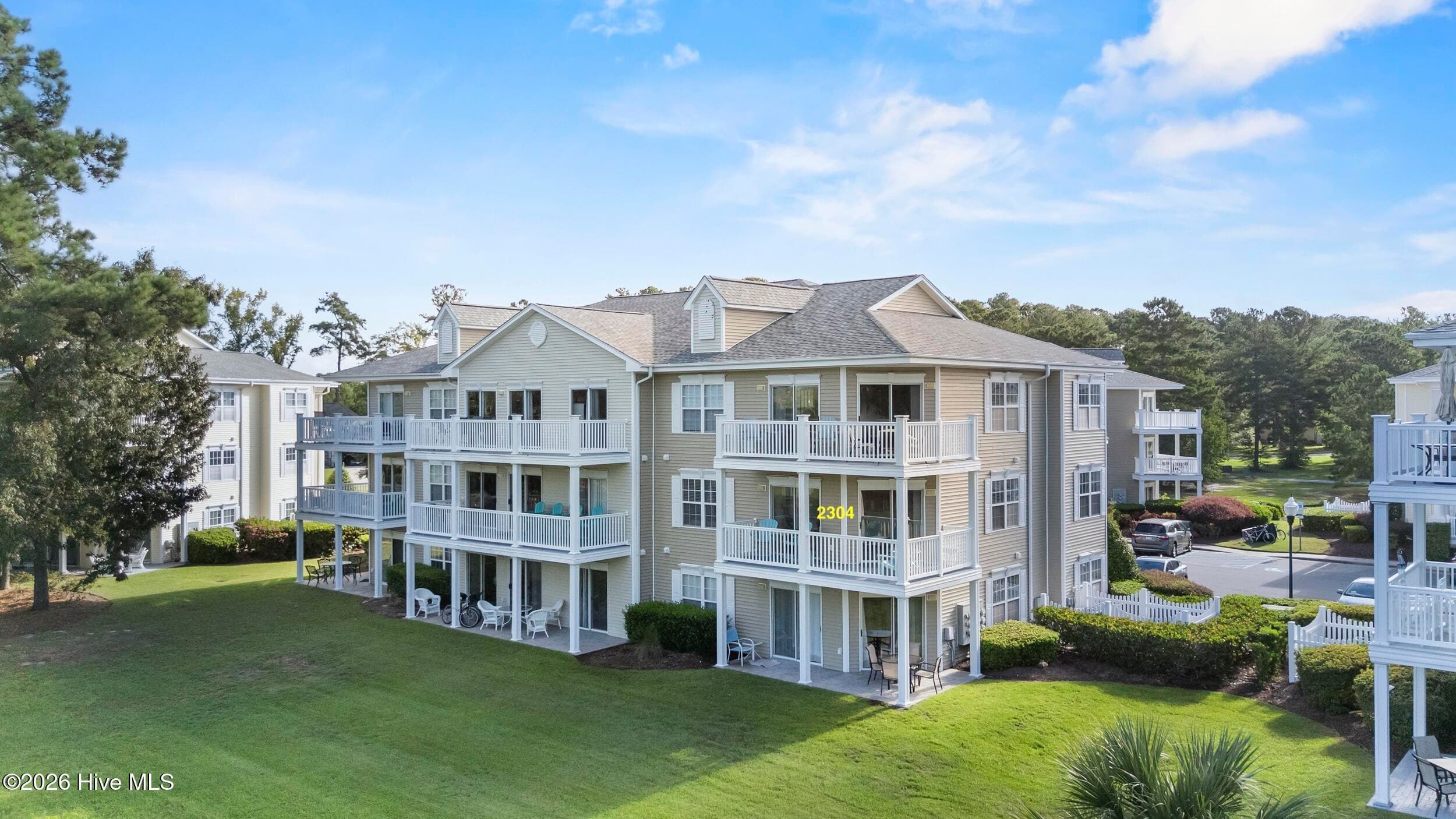 2nd Floor End Unit overlooking golf course - 1215 N Middleton Drive NW 2304, Calabash, NC 28467