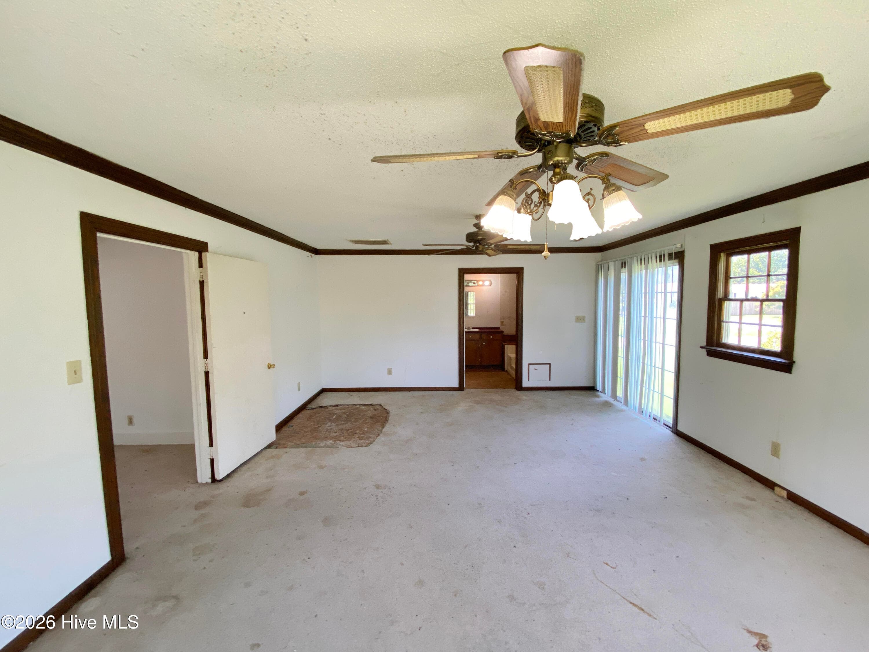 Single Family Residence at 513 Pear Street, Kinston, NC 28504, photo 18 of 41