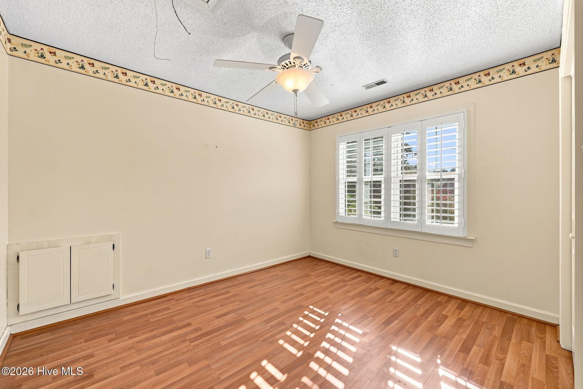 Single Family Residence at 1053 Colleton Way, Trent Woods, NC 28562, photo 27 of 57