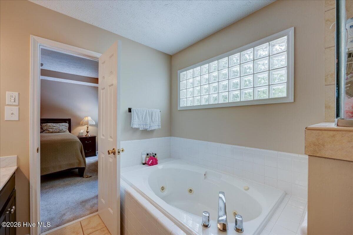 Single Family Residence at 306 Taliaferro Lane, New Bern, NC 28560, photo 30 of 53