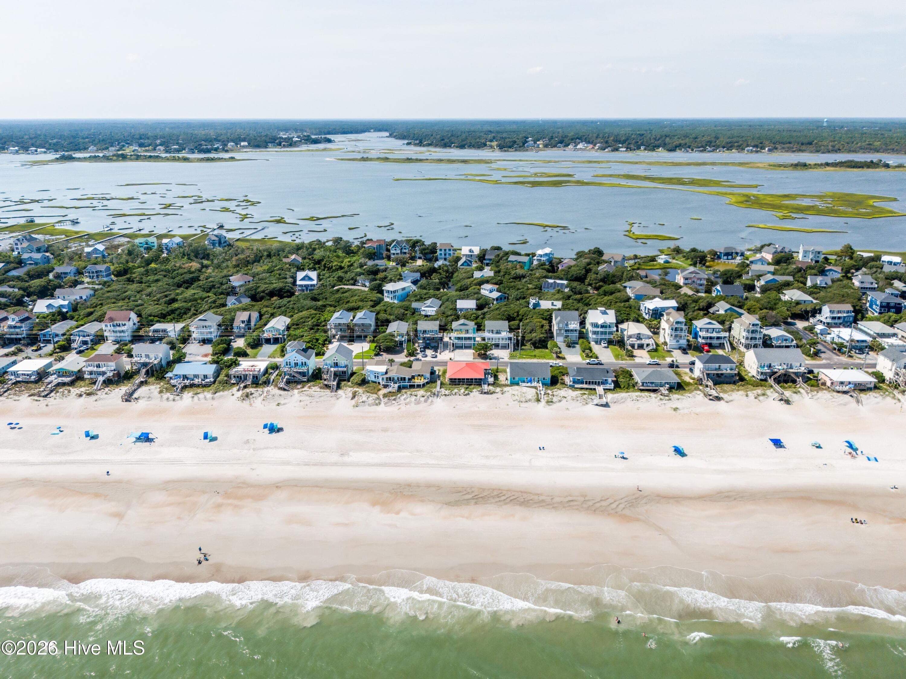 Single Family Residence at 109 Sea Urchin Court, Surf City, NC 28445, photo 31 of 49