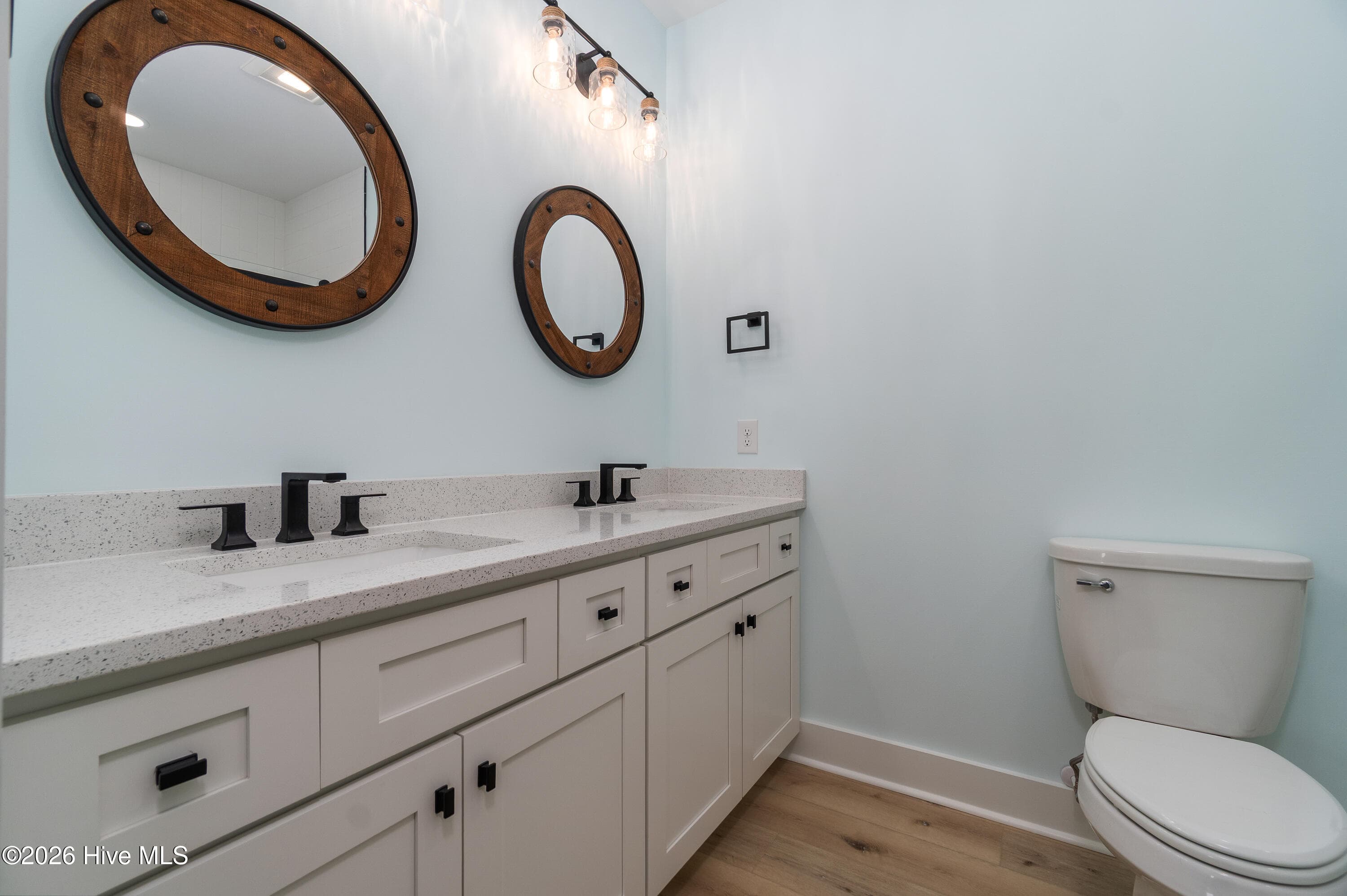 Townhouse at 7224 Ocean Drive B, Emerald Isle, NC 28594, photo 17 of 45