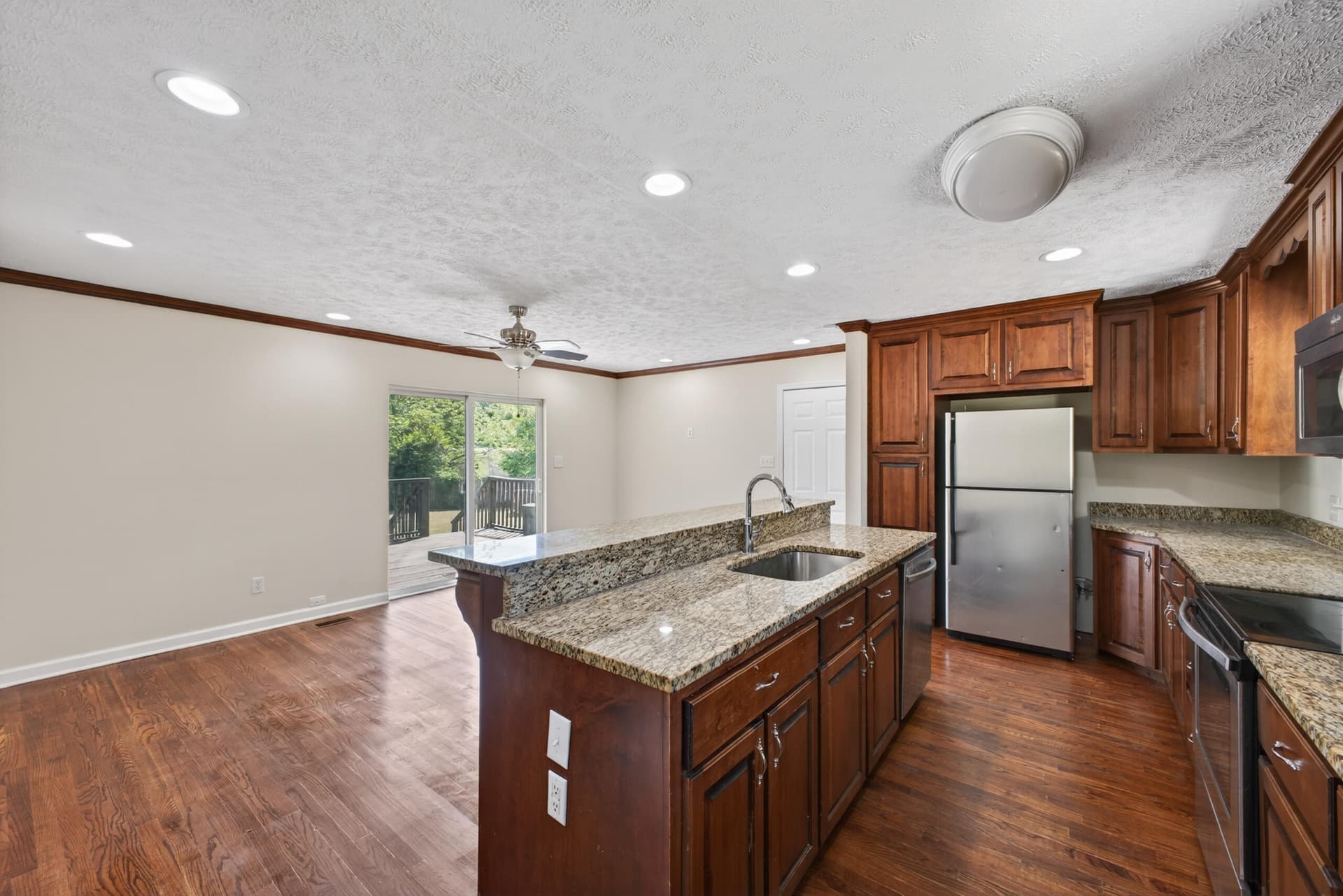 Single Family Residence at 1053 Woodcrest Drive, Beech Island, SC 29842, photo 4 of 18