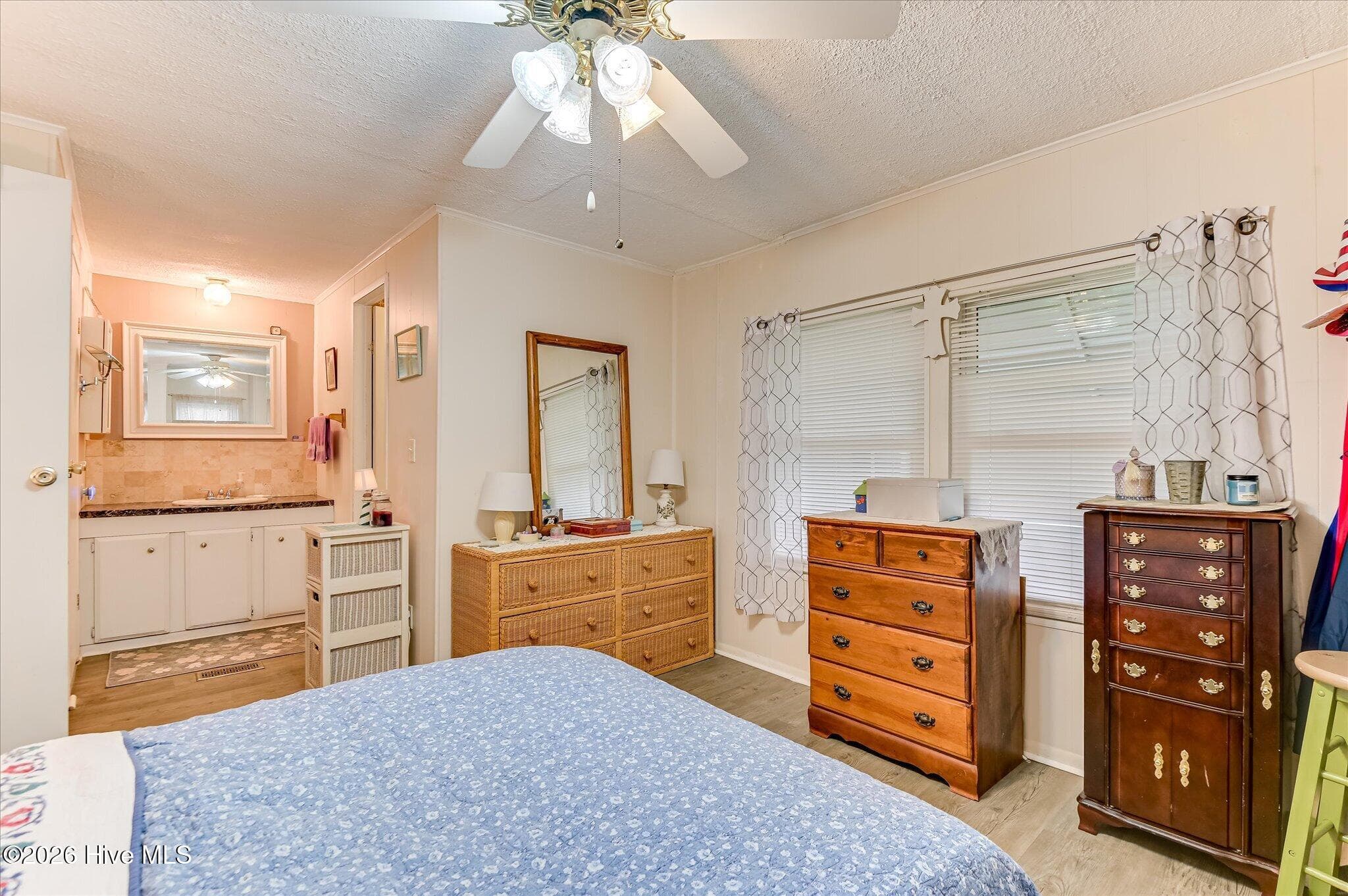Manufactured Home at 4621 Dever Drive, Martinez, GA 30907, photo 17 of 36