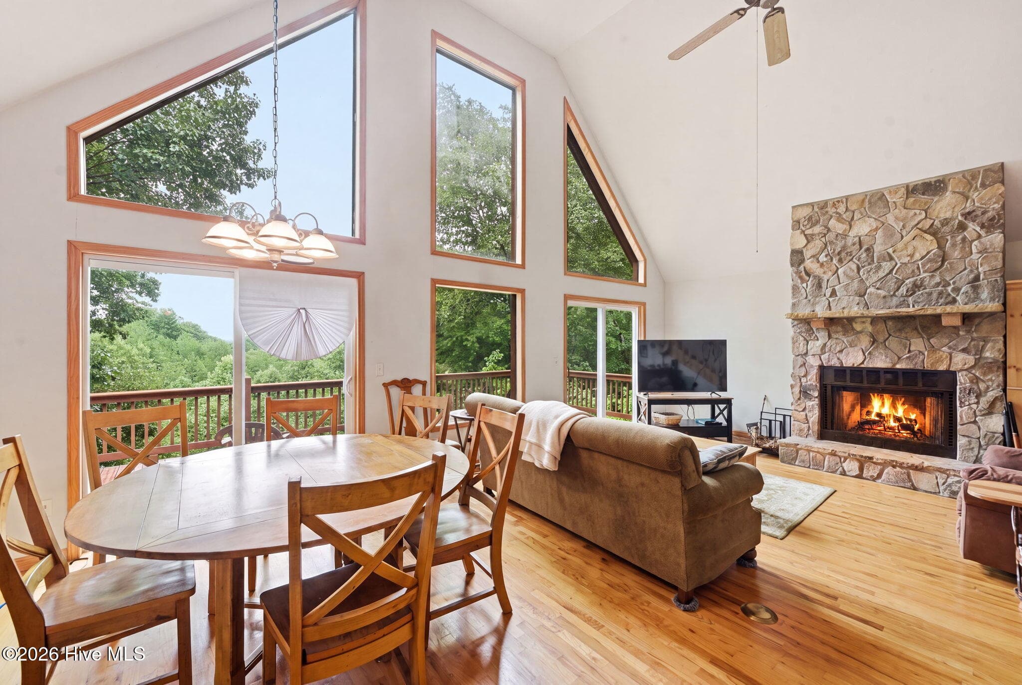 Single Family Residence at 65 Ellis Lane, Murphy, NC 28906, photo 13 of 25
