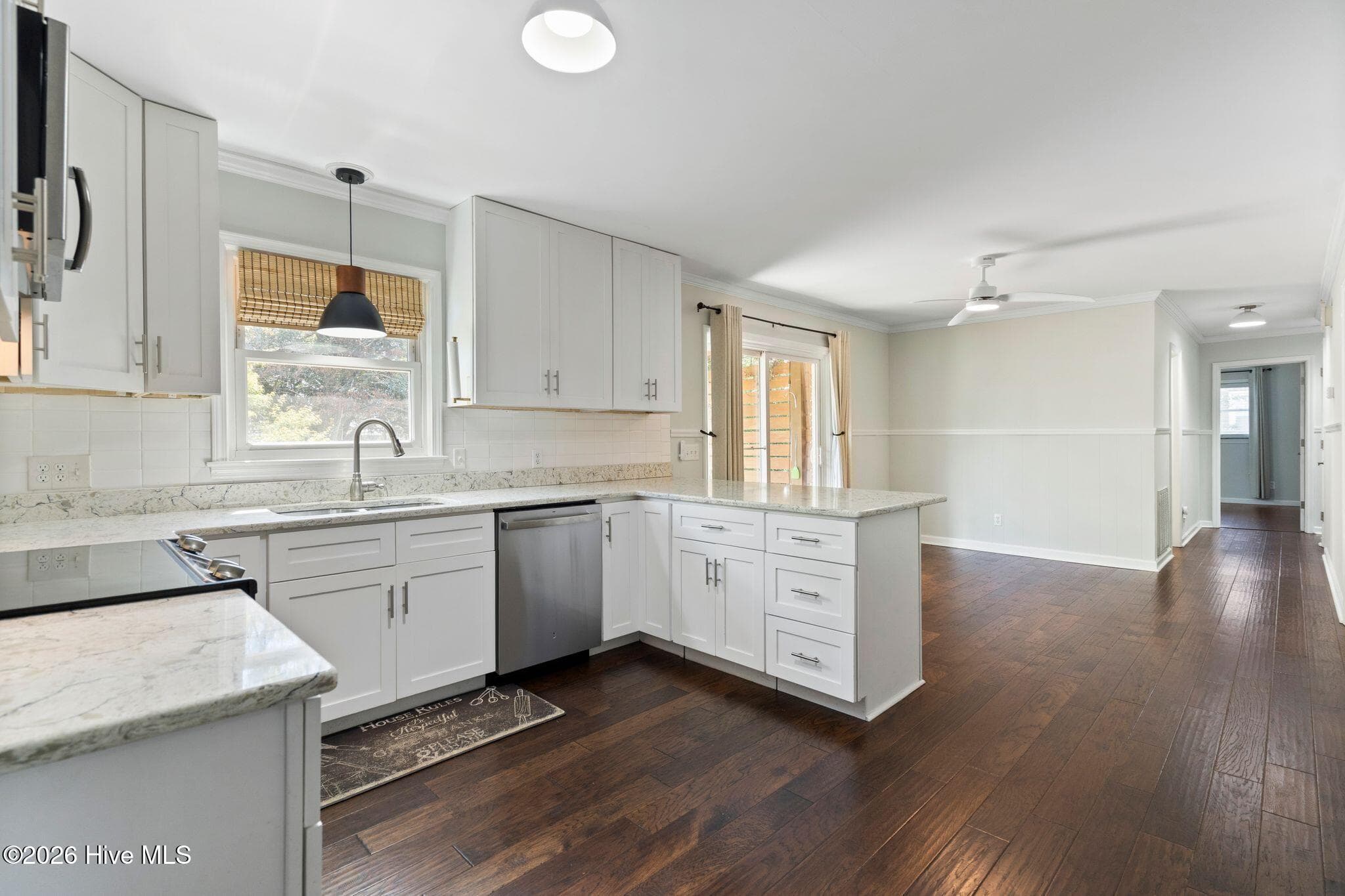 Single Family Residence at 806 Bragg Drive, Wilmington, NC 28409, photo 21 of 57