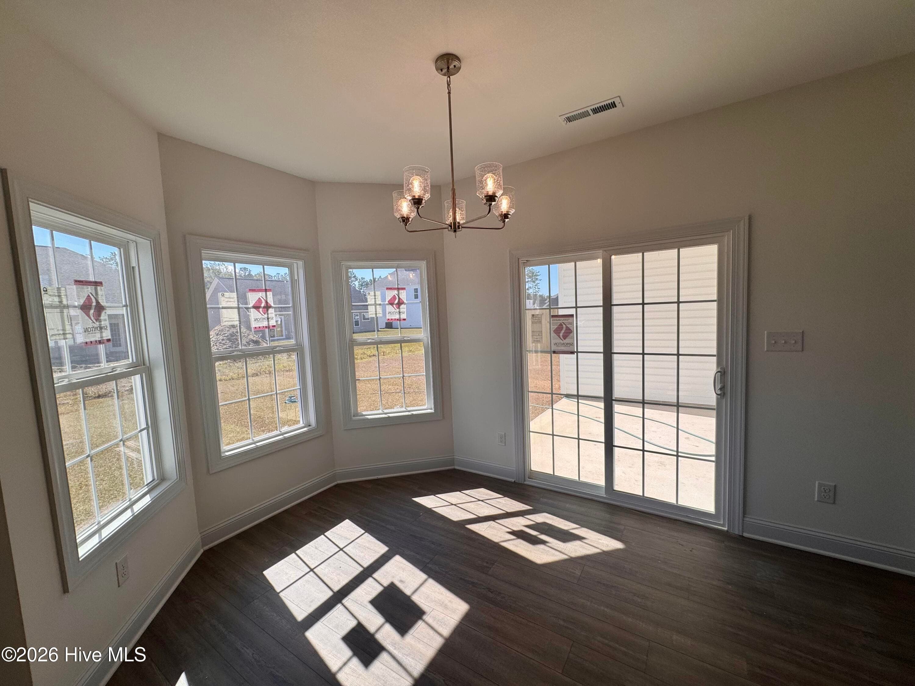 Single Family Residence at 4013 Bluewater Boulevard, New Bern, NC 28562, photo 29 of 121