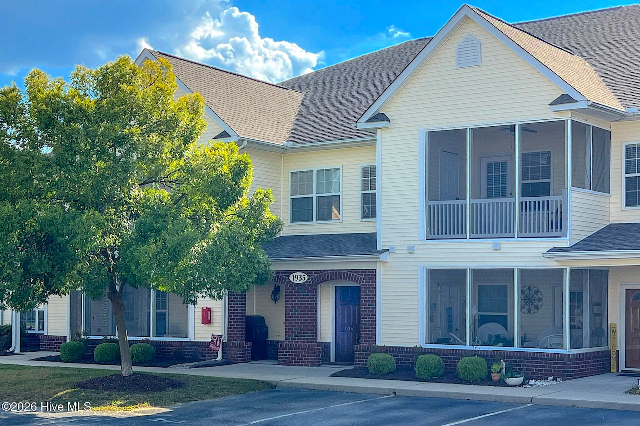1935 Tara Court 204, Greenville, NC 27858