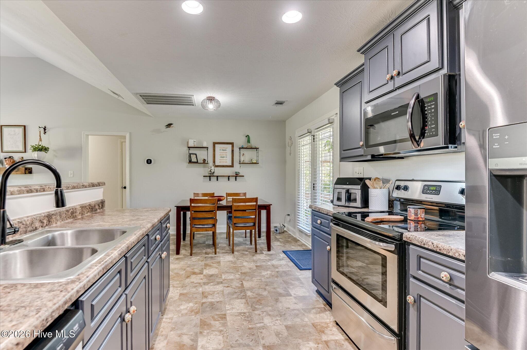 Single Family Residence at 120 Running Creek Drive, North Augusta, SC 29860, photo 15 of 45