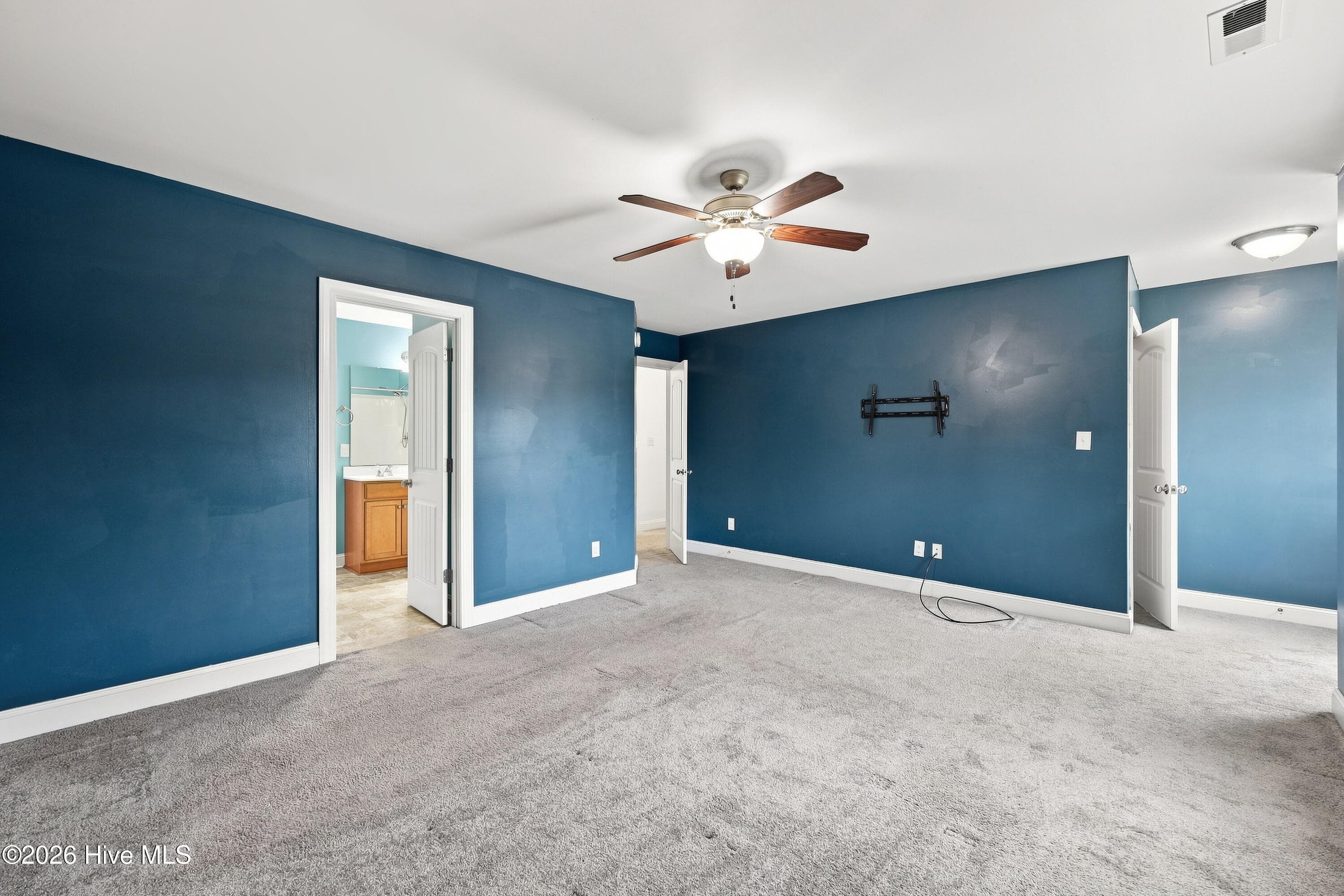 Master bedroom - 116 Mccabe Court, Havelock, NC 28532