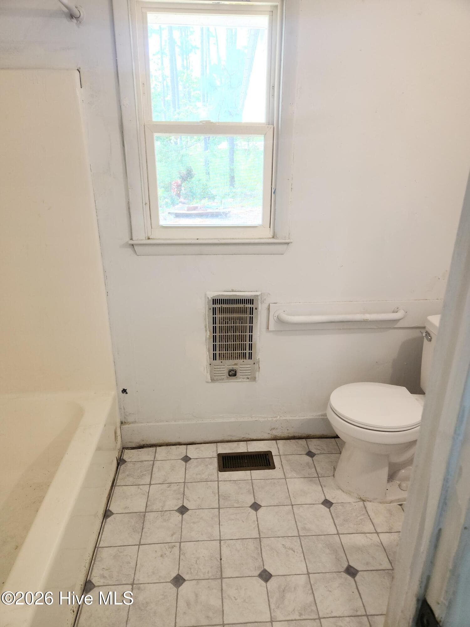 Single Family Residence at 616 N Pine Street, Roseboro, NC 28382, photo 31 of 34