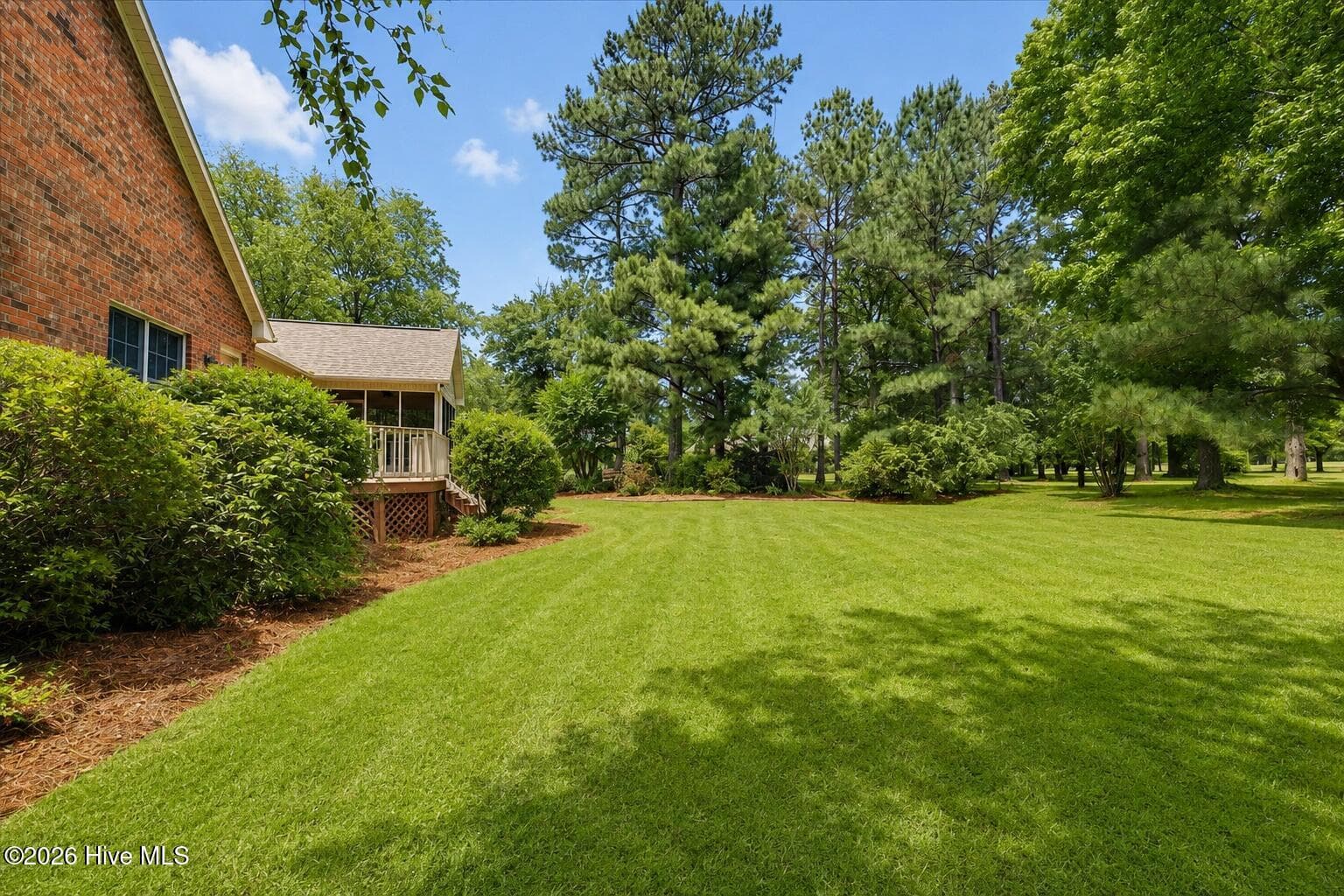 Single Family Residence at 606 Taberna Circle, New Bern, NC 28562, photo 5 of 5