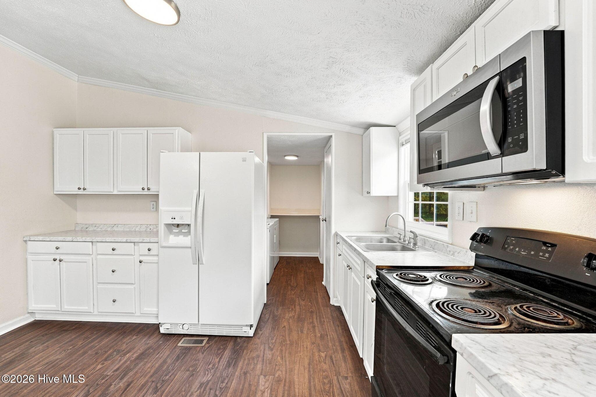 Manufactured Home at 23281 Marston Road, Laurel Hill, NC 28351, photo 15 of 50