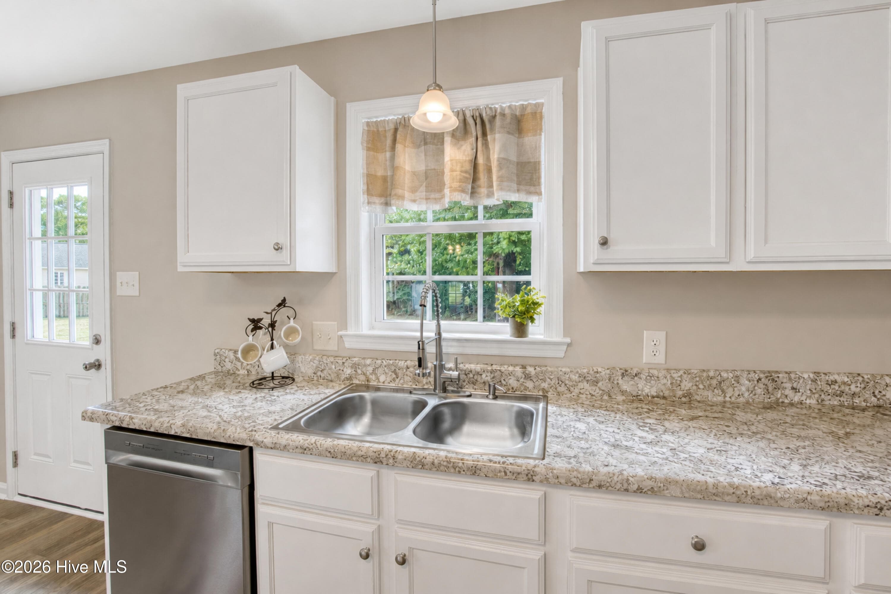 Single Family Residence at 303 Big Tree Lane, Chinquapin, NC 28521, photo 16 of 35
