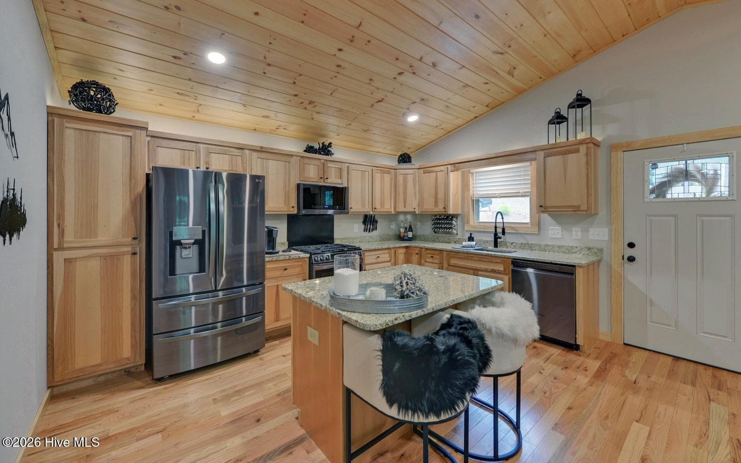 Single Family Residence at 95 Deer Valley Lane, Murphy, NC 28906, photo 2 of 2