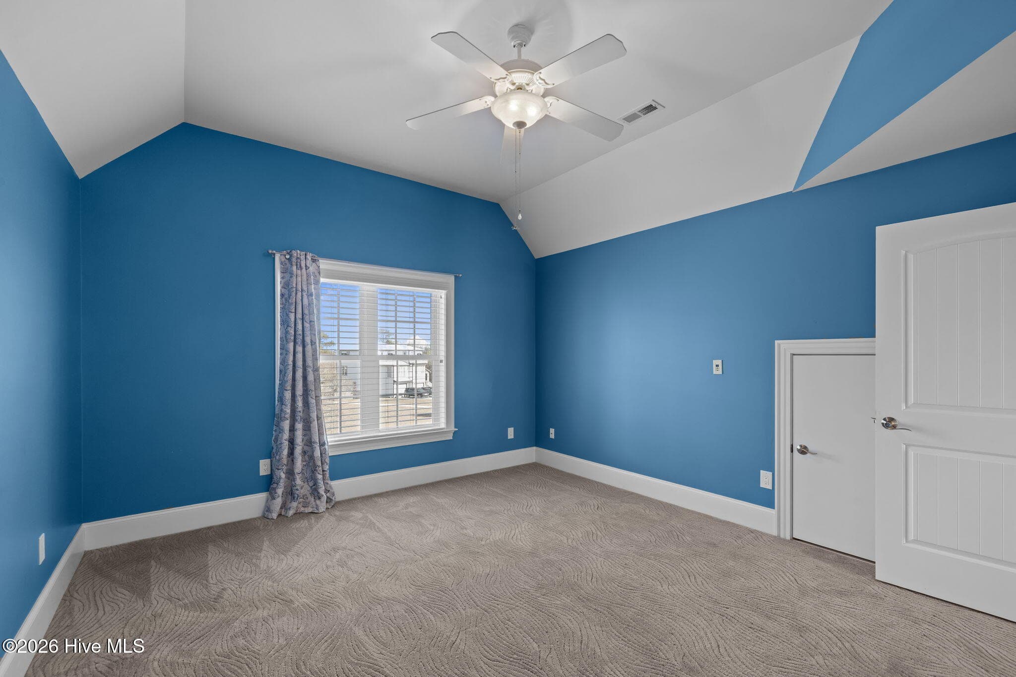 Level 3 bedroom - 109 Key West Lane, Newport, NC 28570