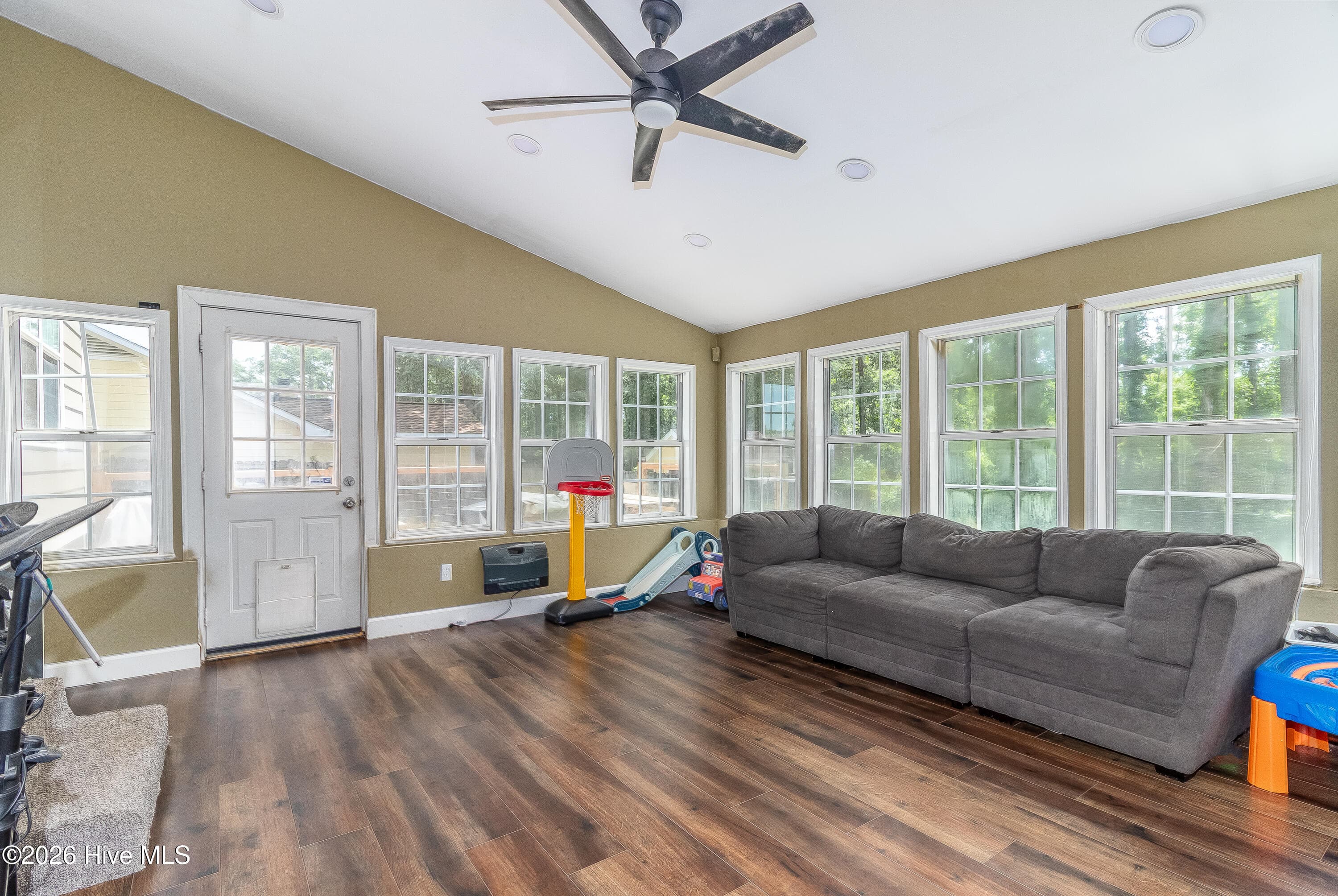 Single Family Residence at 156 Crawford Drive, Martinez, GA 30907, photo 16 of 38