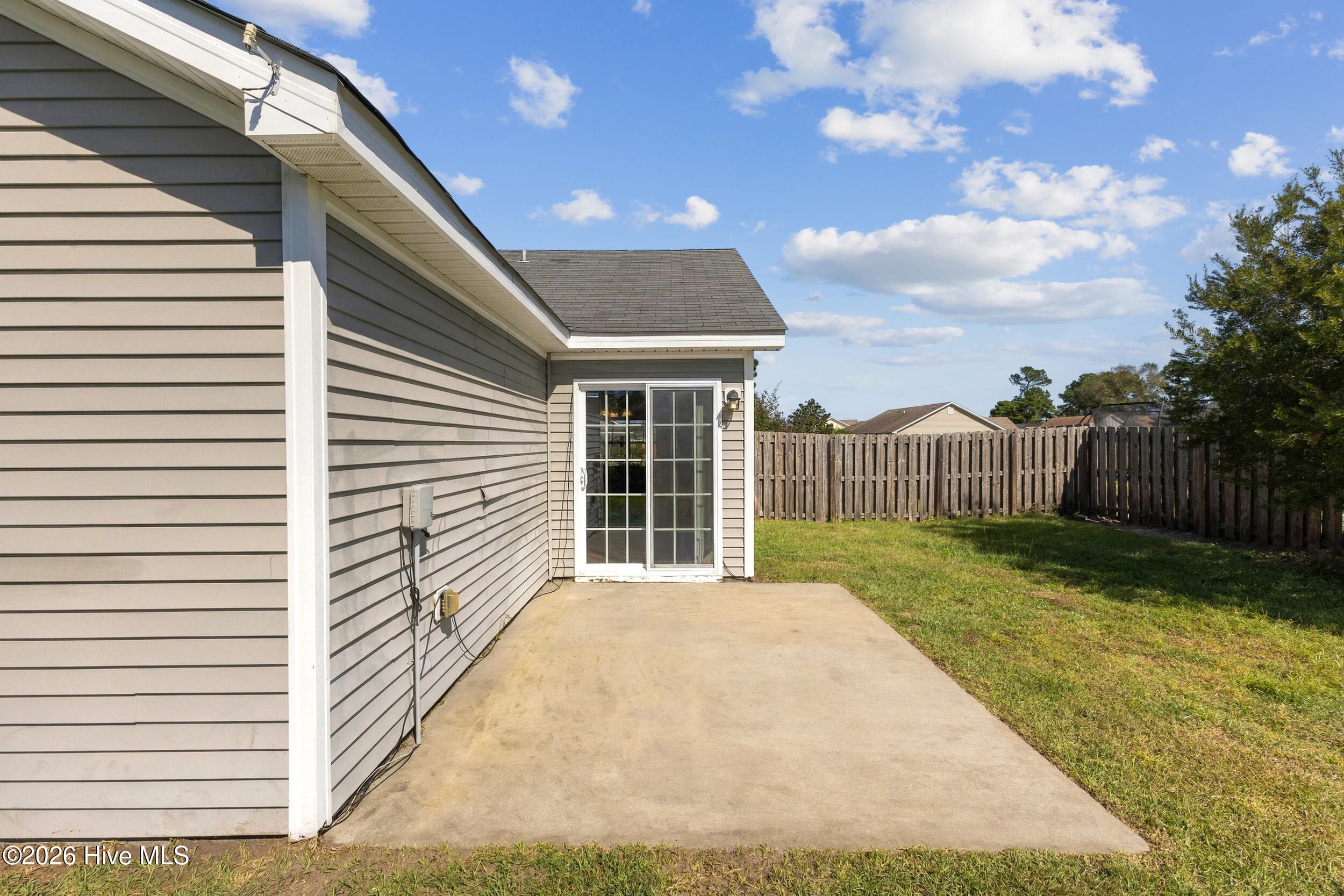 Single Family Residence at 2009 Willow Stone Court, Leland, NC 28451, photo 23 of 37