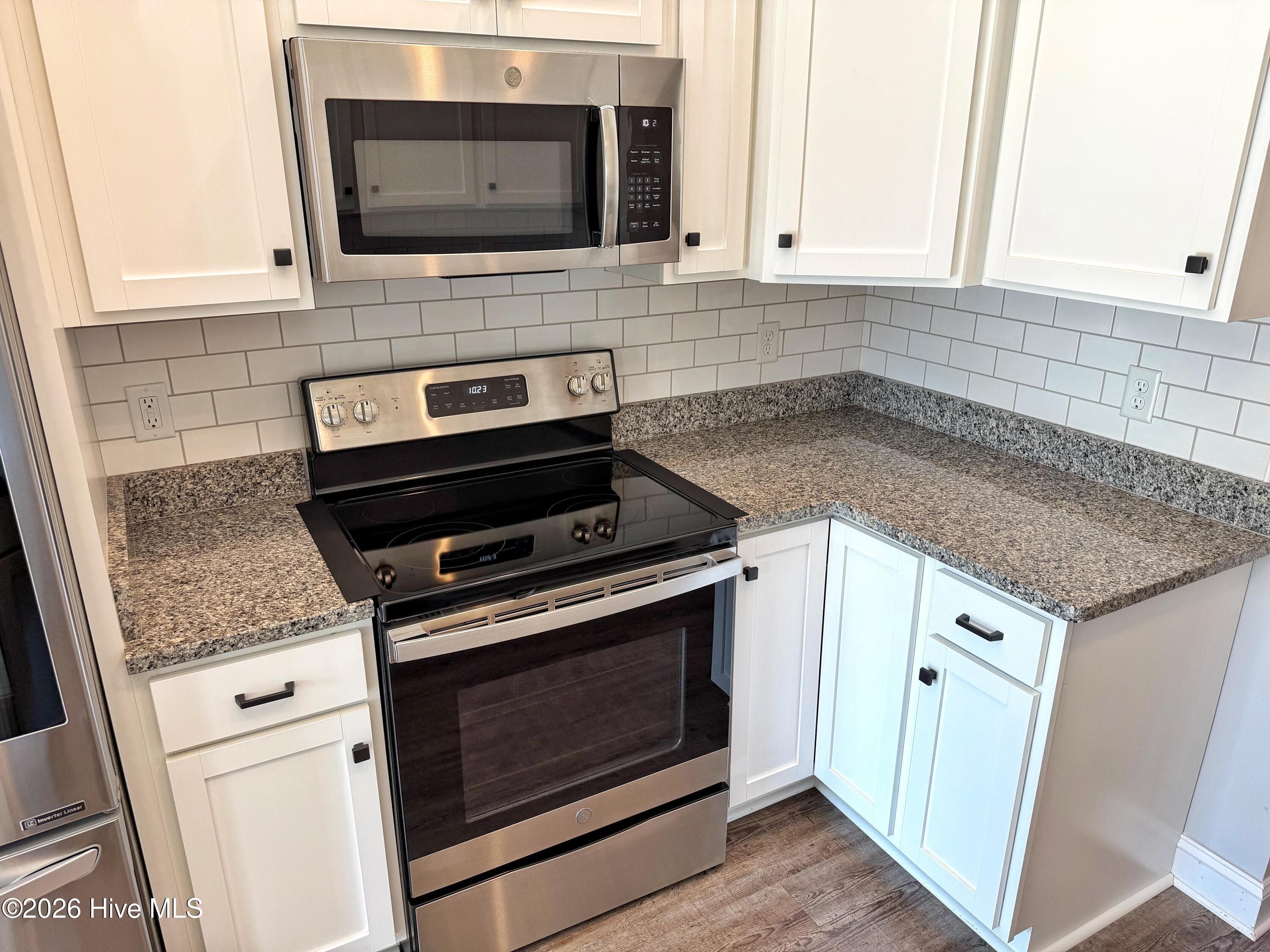 Single Family Residence at 259 Wood House Drive, Jacksonville, NC 28546, photo 15 of 45