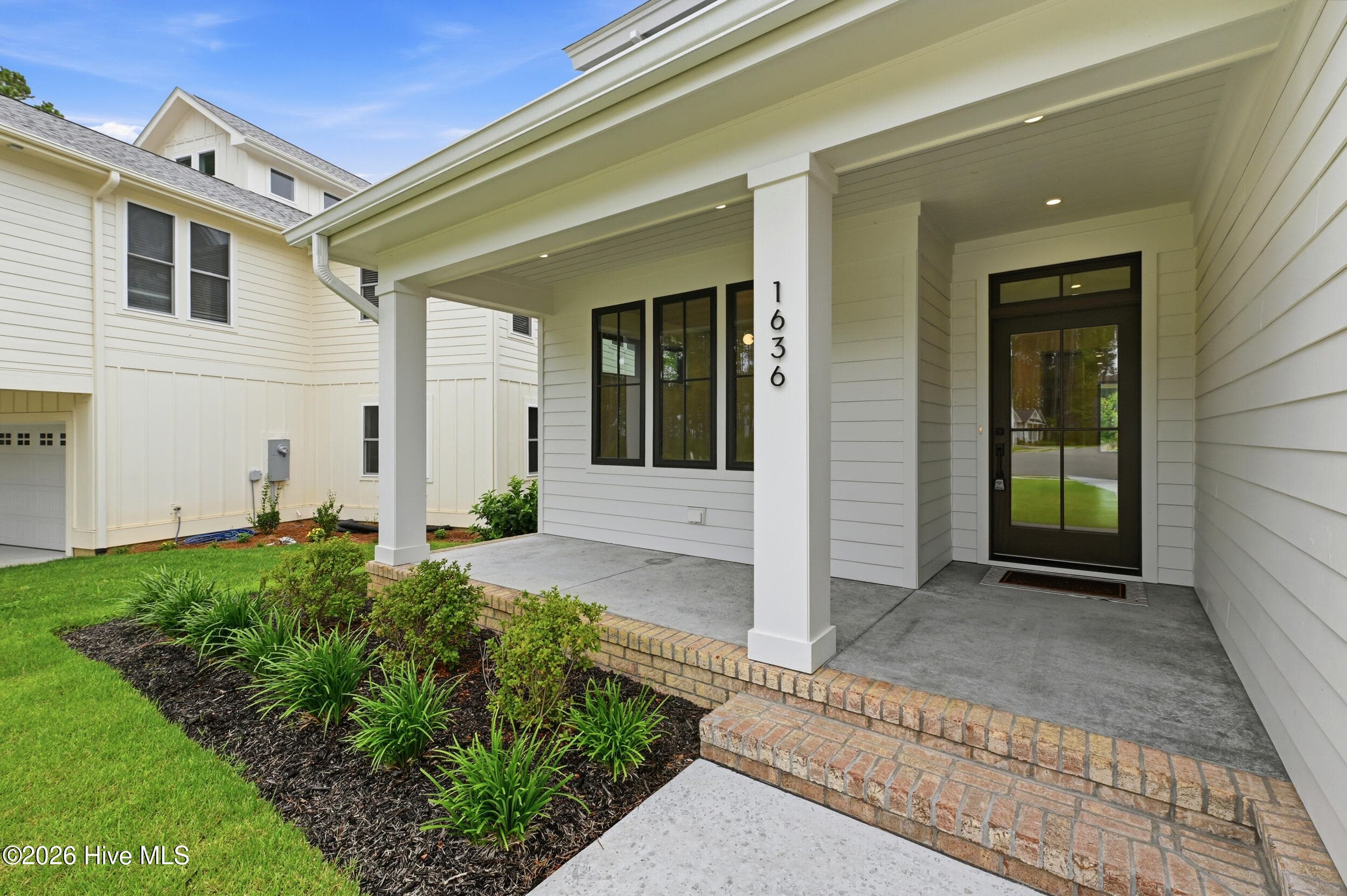 Single Family Residence at 1636 Osprey Cove Court, Wilmington, NC 28401, photo 3 of 106