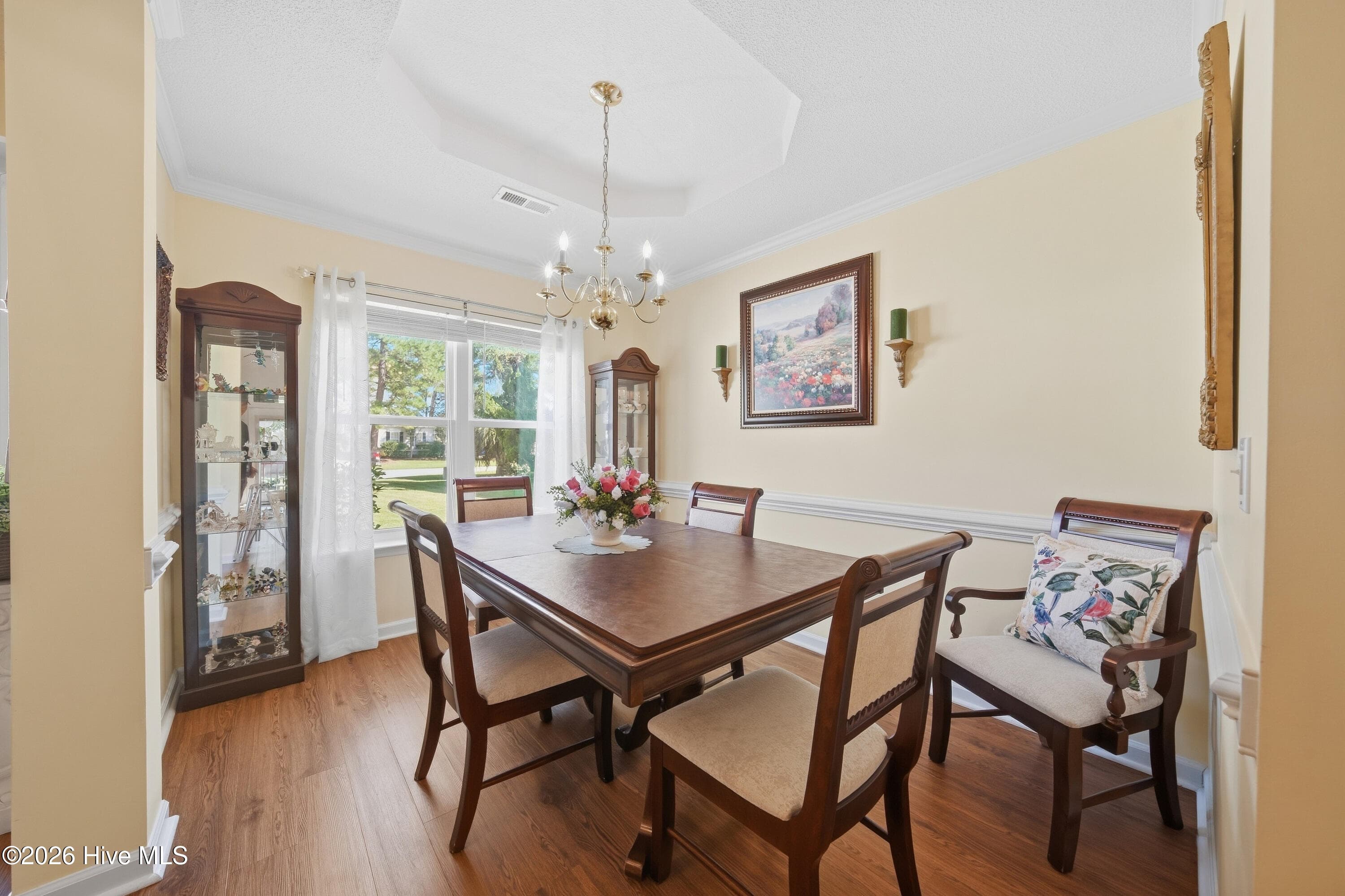 Single Family Residence at 5002 Blue Grass Court, Wilmington, NC 28409, photo 6 of 41