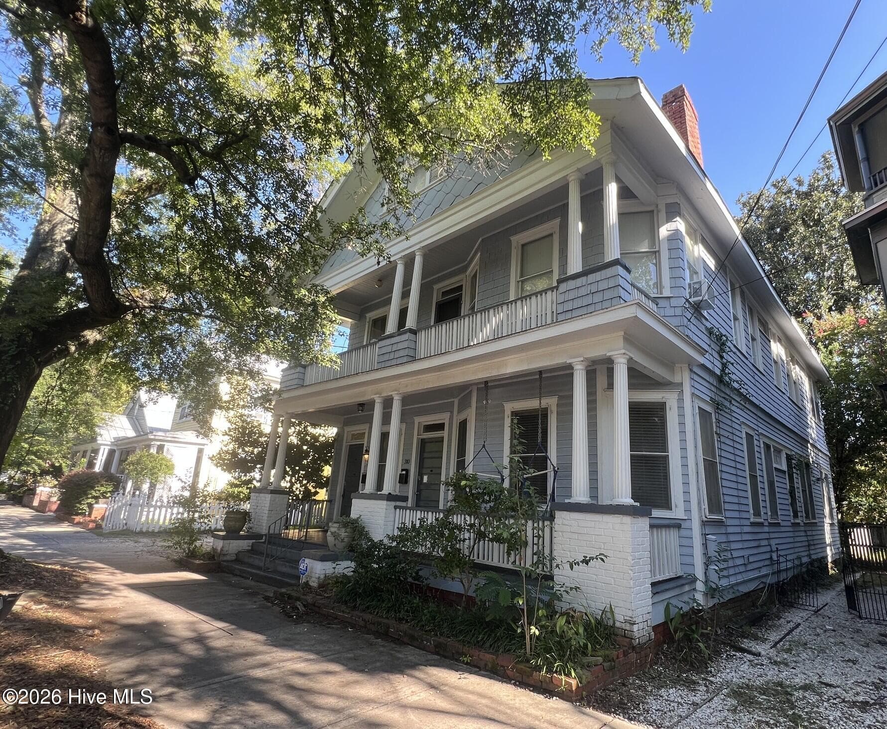 Duplex at 312 Church Street, Wilmington, NC 28401, photo 3 of 54