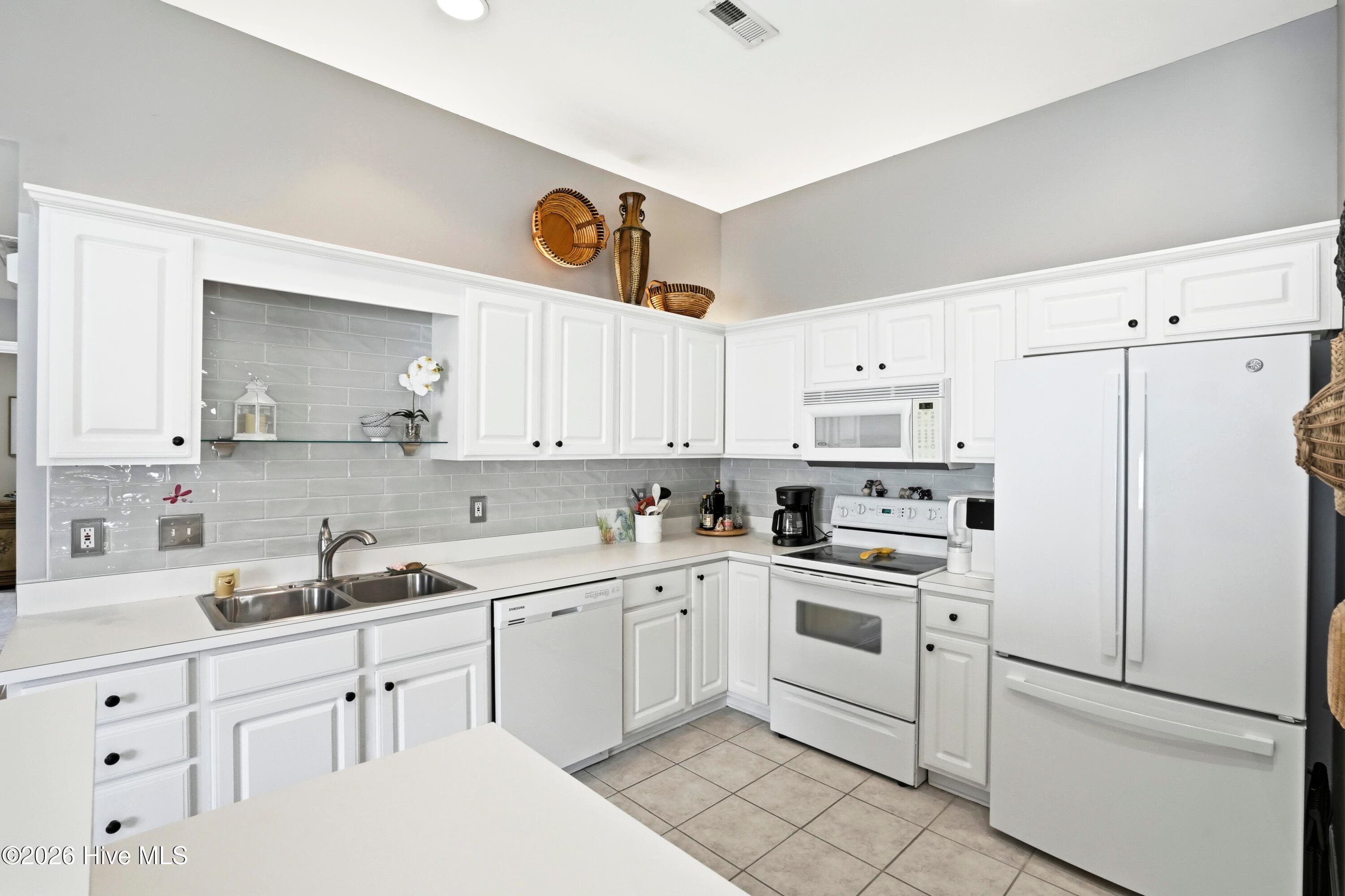 Condominium at 8855 Radcliff Drive NW 13d, Calabash, NC 28467, photo 5 of 60