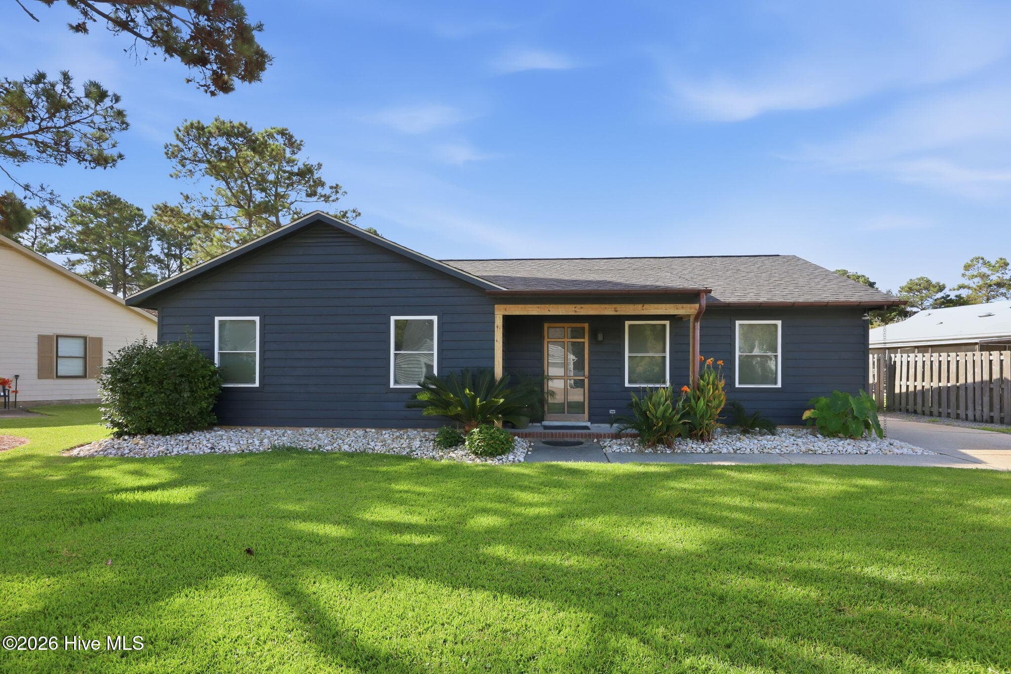 2913 Mandy Lane, Morehead City, NC 28557