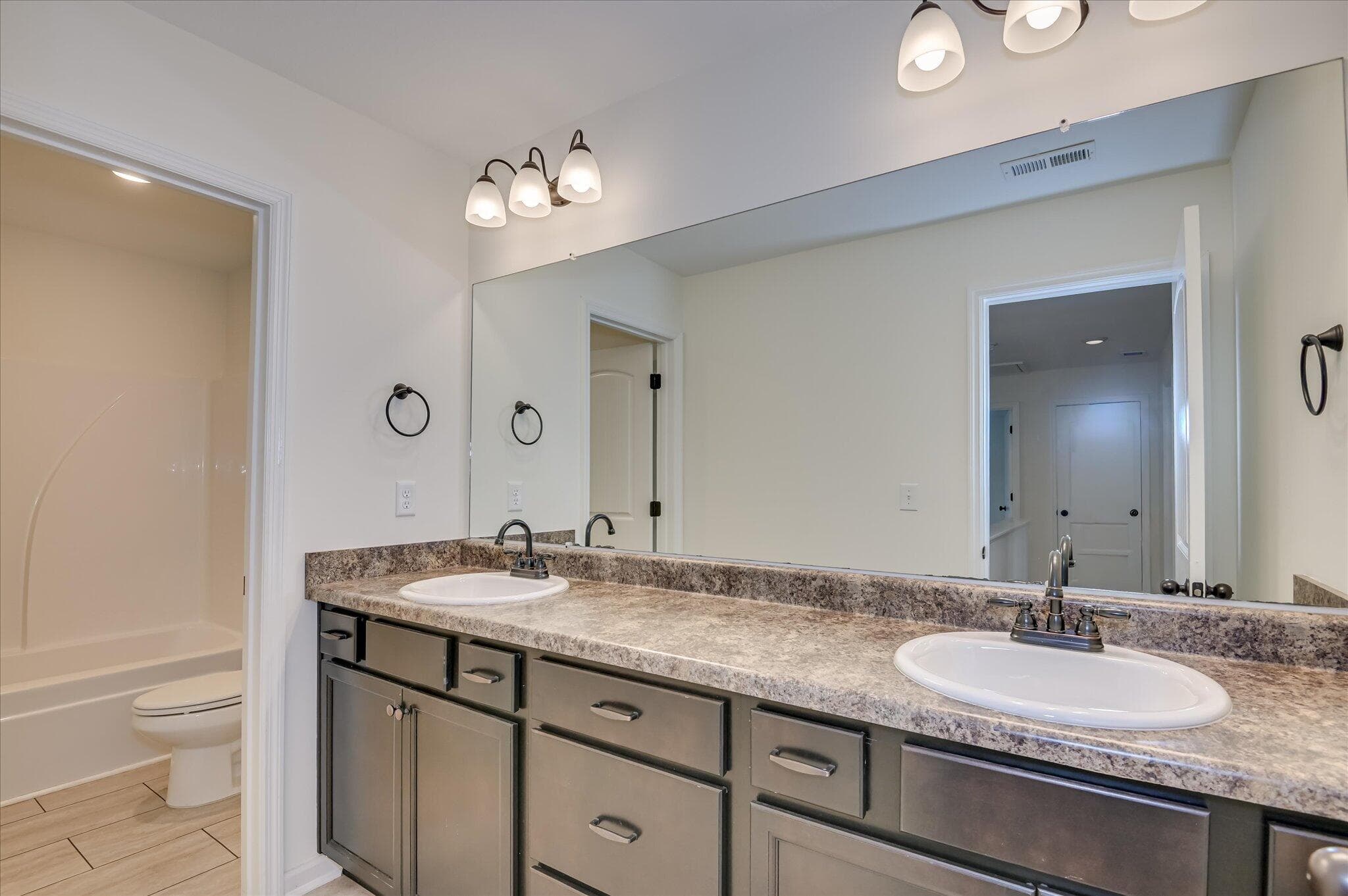 Single Family Residence at 1120 George W Crawford Drive, Augusta, GA 30909, photo 37 of 45