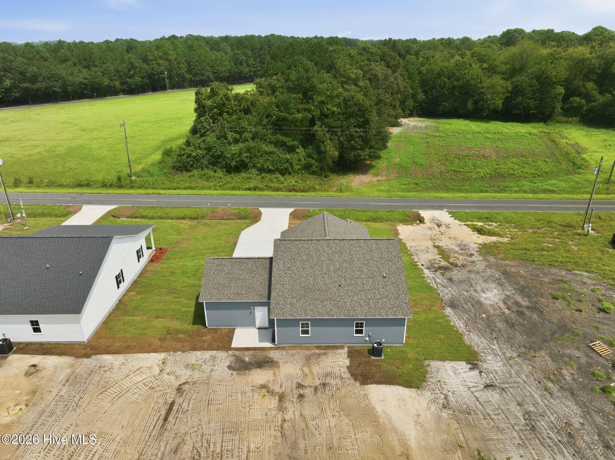 Single Family Residence at 589 Batchelor Road, Richlands, NC 28574, photo 49 of 54