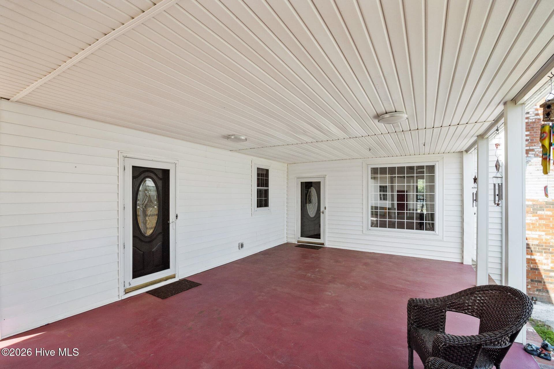 Single Family Residence at 116 E Jones Street, Trenton, NC 28585, photo 2 of 7