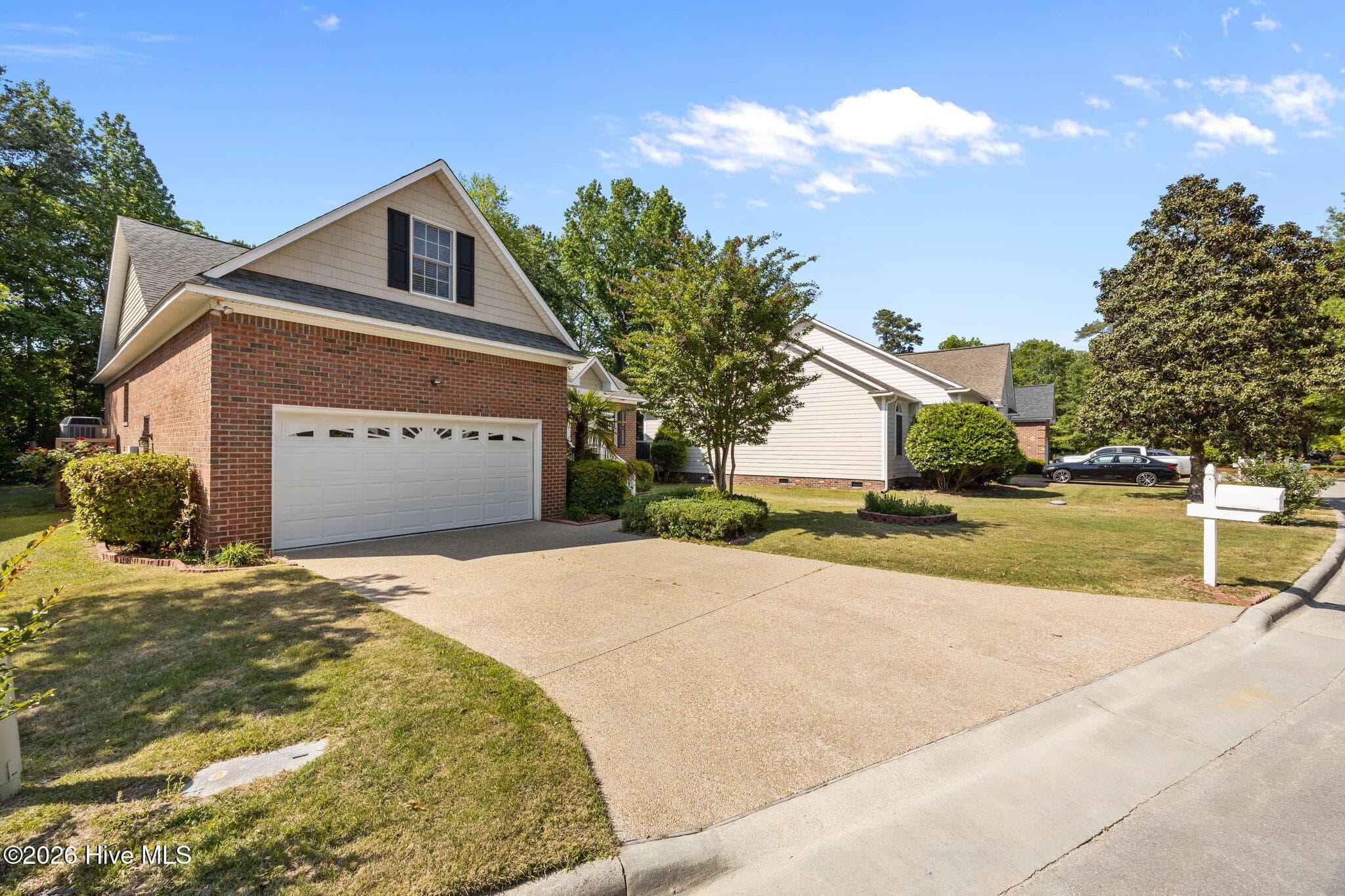 Single Family Residence at 3008 Olde Towne Place, New Bern, NC 28562, photo 11 of 56