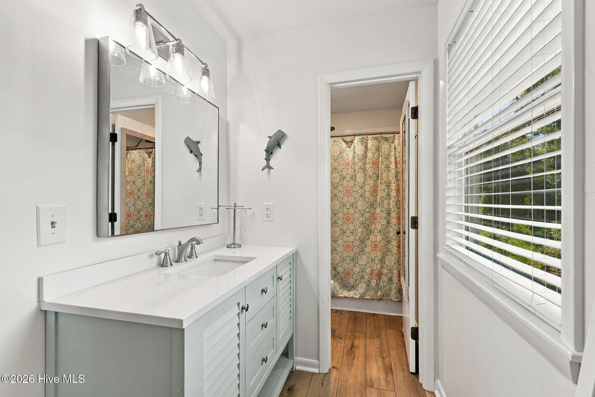 Single Family Residence at 118 Periwinkle Drive, Emerald Isle, NC 28594, photo 17 of 39