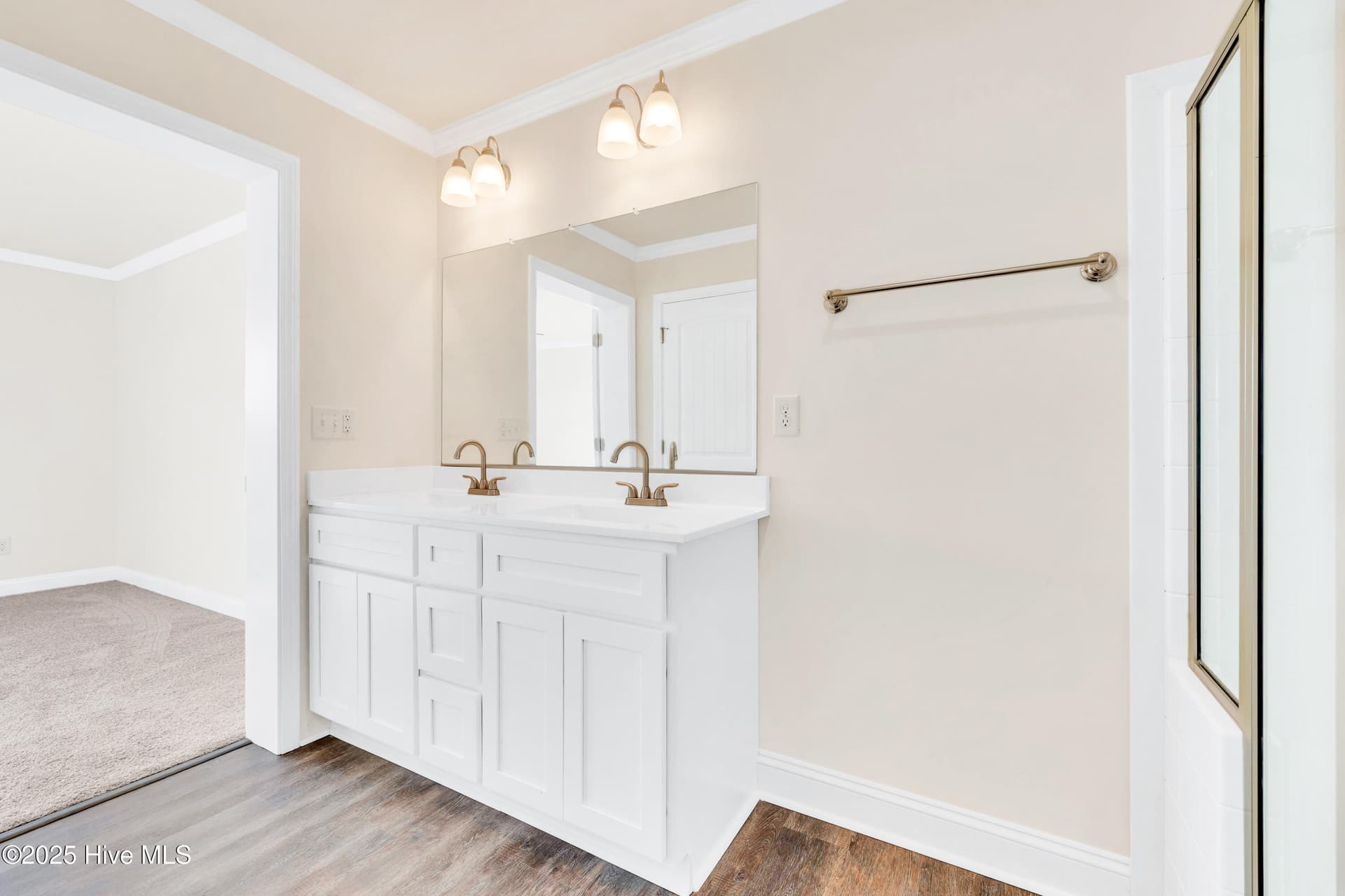Dual Vanity - 852 Yaupon Drive SW, Calabash, NC 28467