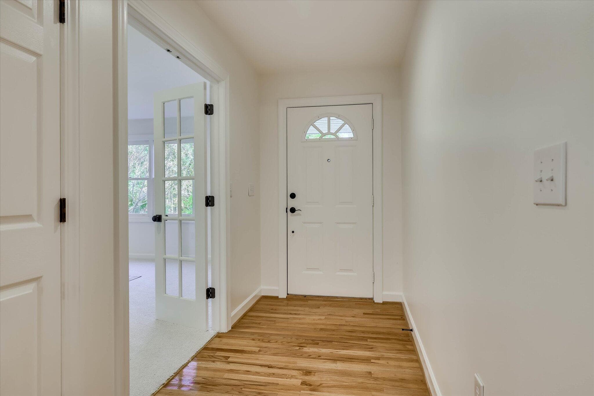 Single Family Residence at 301 Misty Cove, McCormick, SC 29835, photo 6 of 60