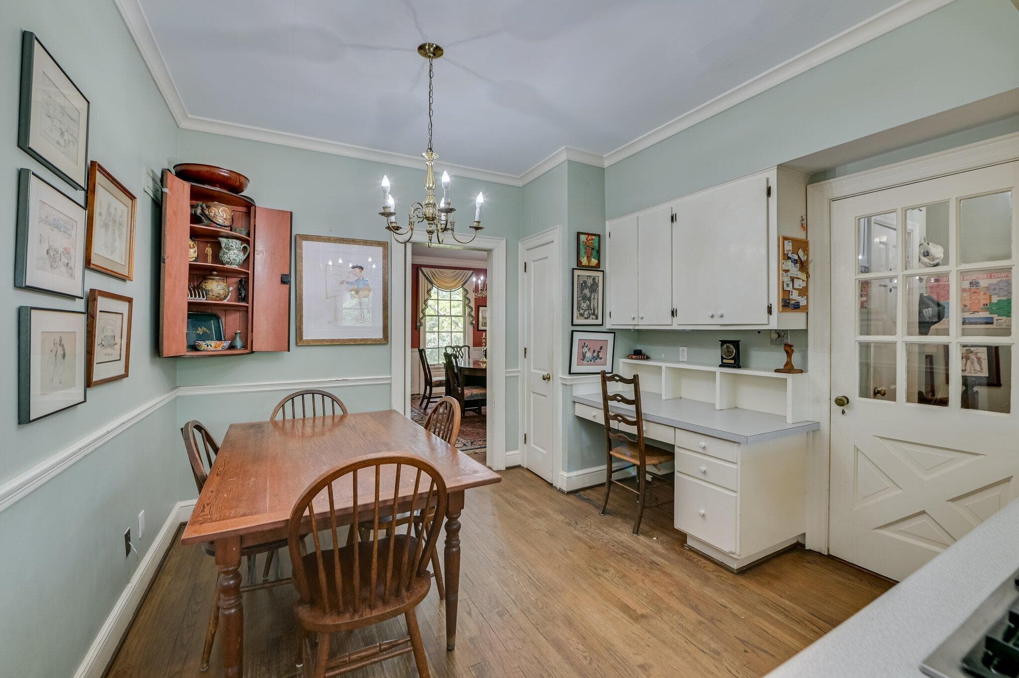 Single Family Residence at 3410 Walton Way, Augusta, GA 30909, photo 10 of 33