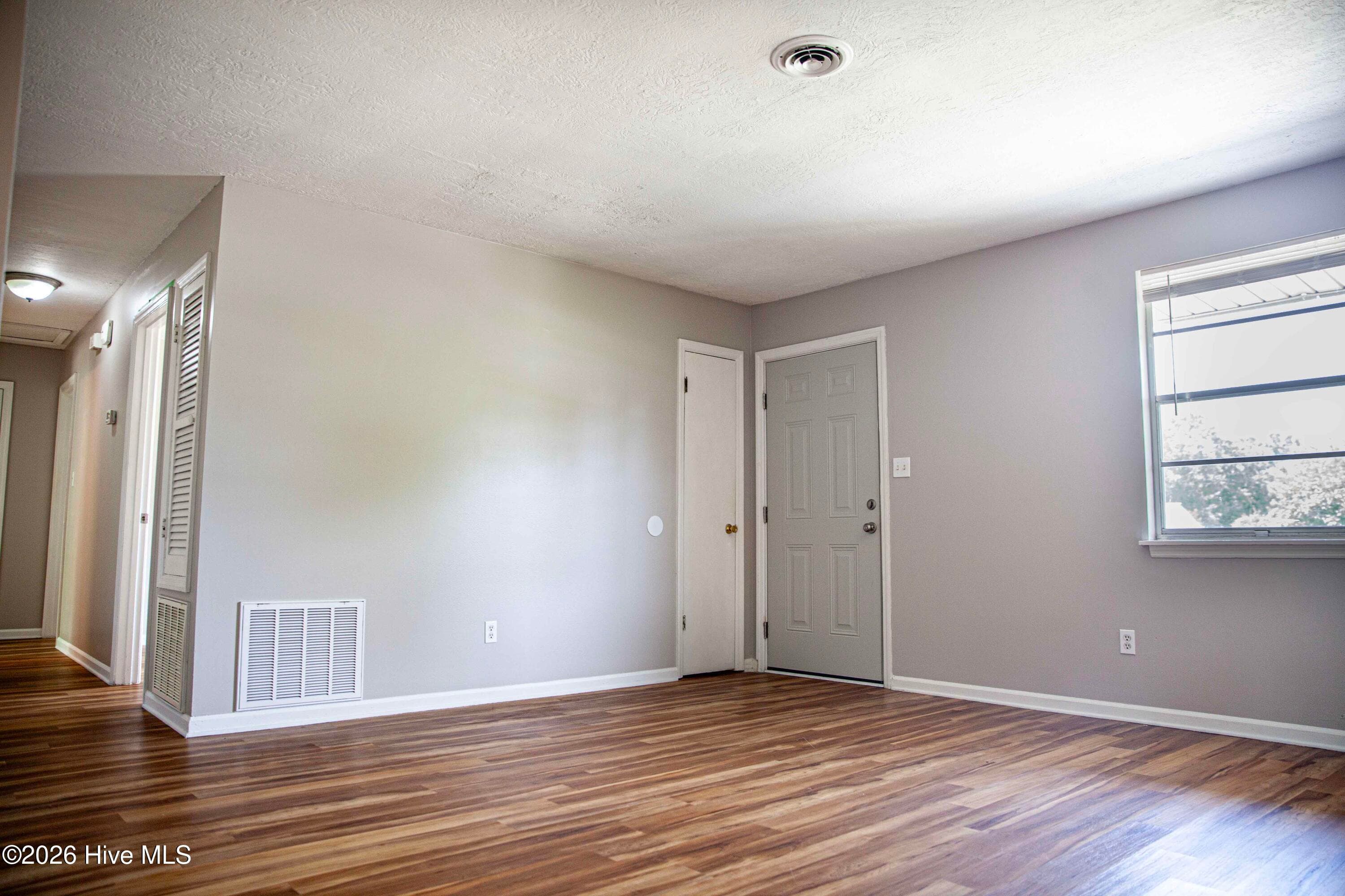 Single Family Residence at 4516 Shawnee Drive, Martinez, GA 30907, photo 5 of 24