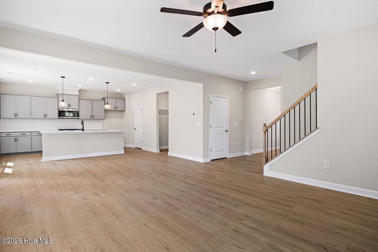 Single Family Residence at 315 Queensferry Lane, Aberdeen, NC 28315, photo 5 of 63