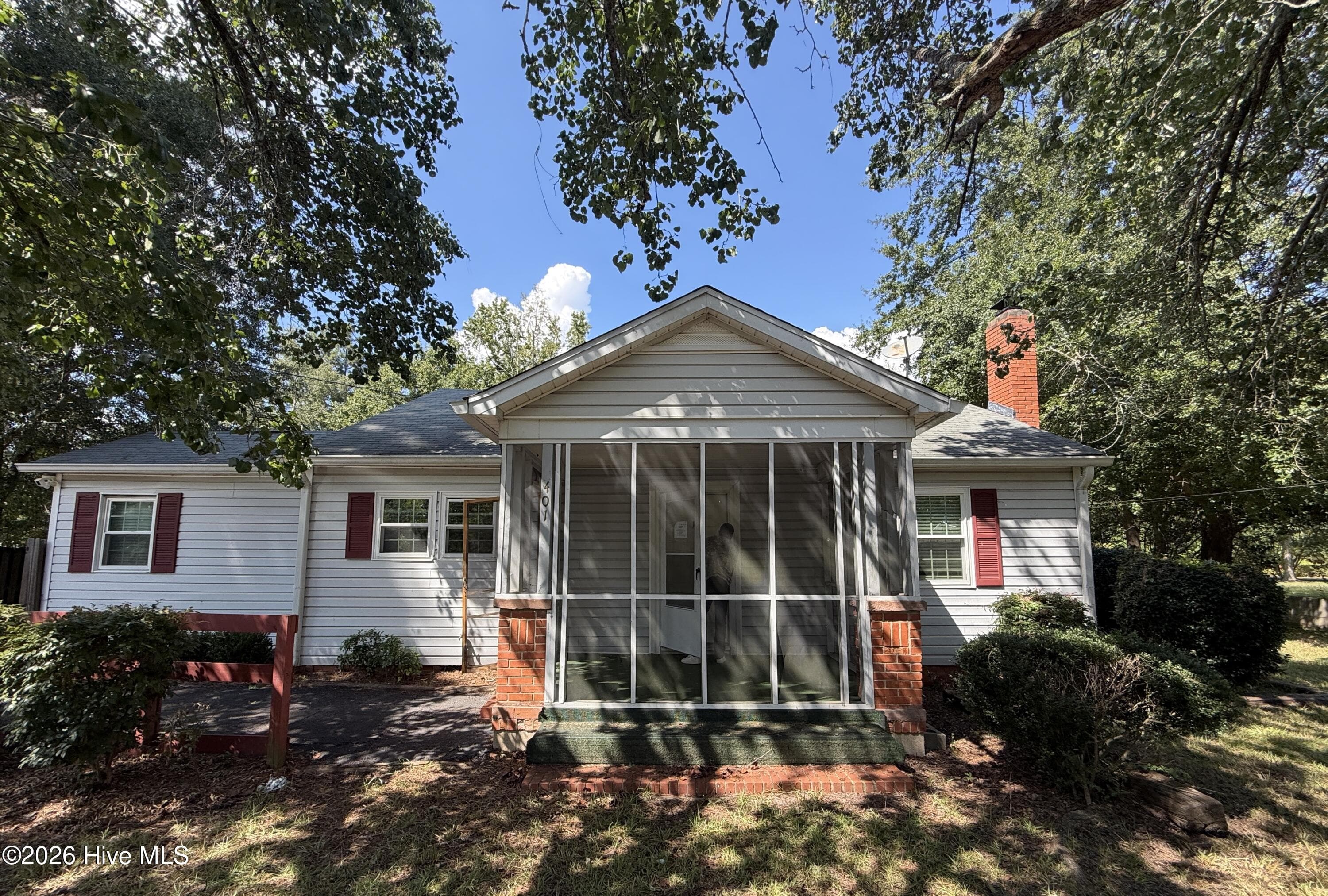 401 E Howard Street, Wrens, GA 30833