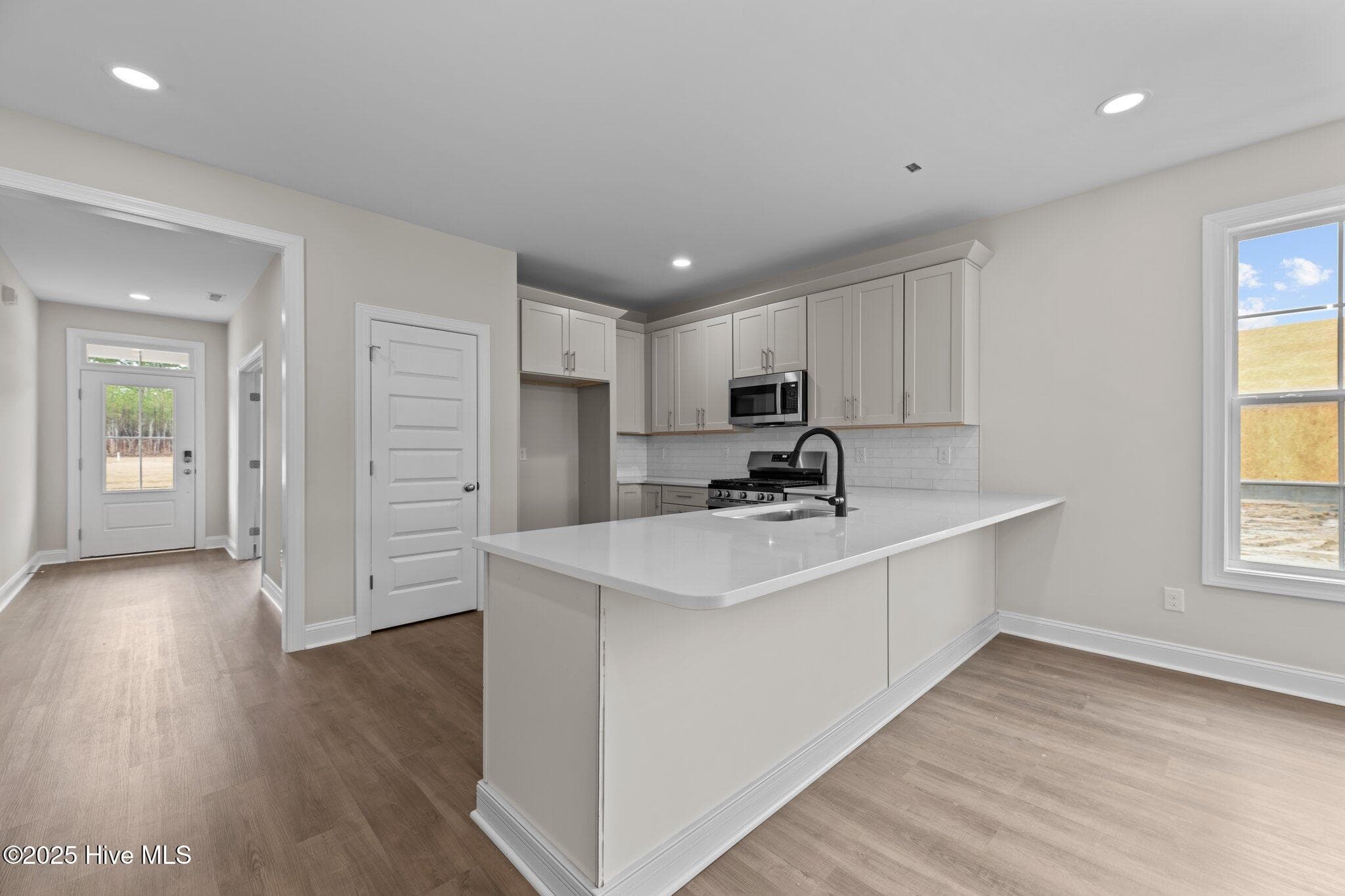 Single Family Residence at 1015 Brighton Drive, New Bern, NC 28562, photo 22 of 47