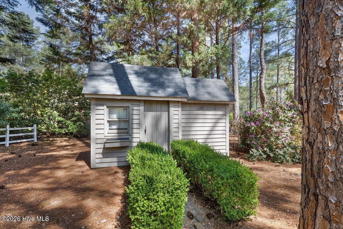 Single Family Residence at 30 Birdie Drive, Whispering Pines, NC 28327, photo 24 of 26