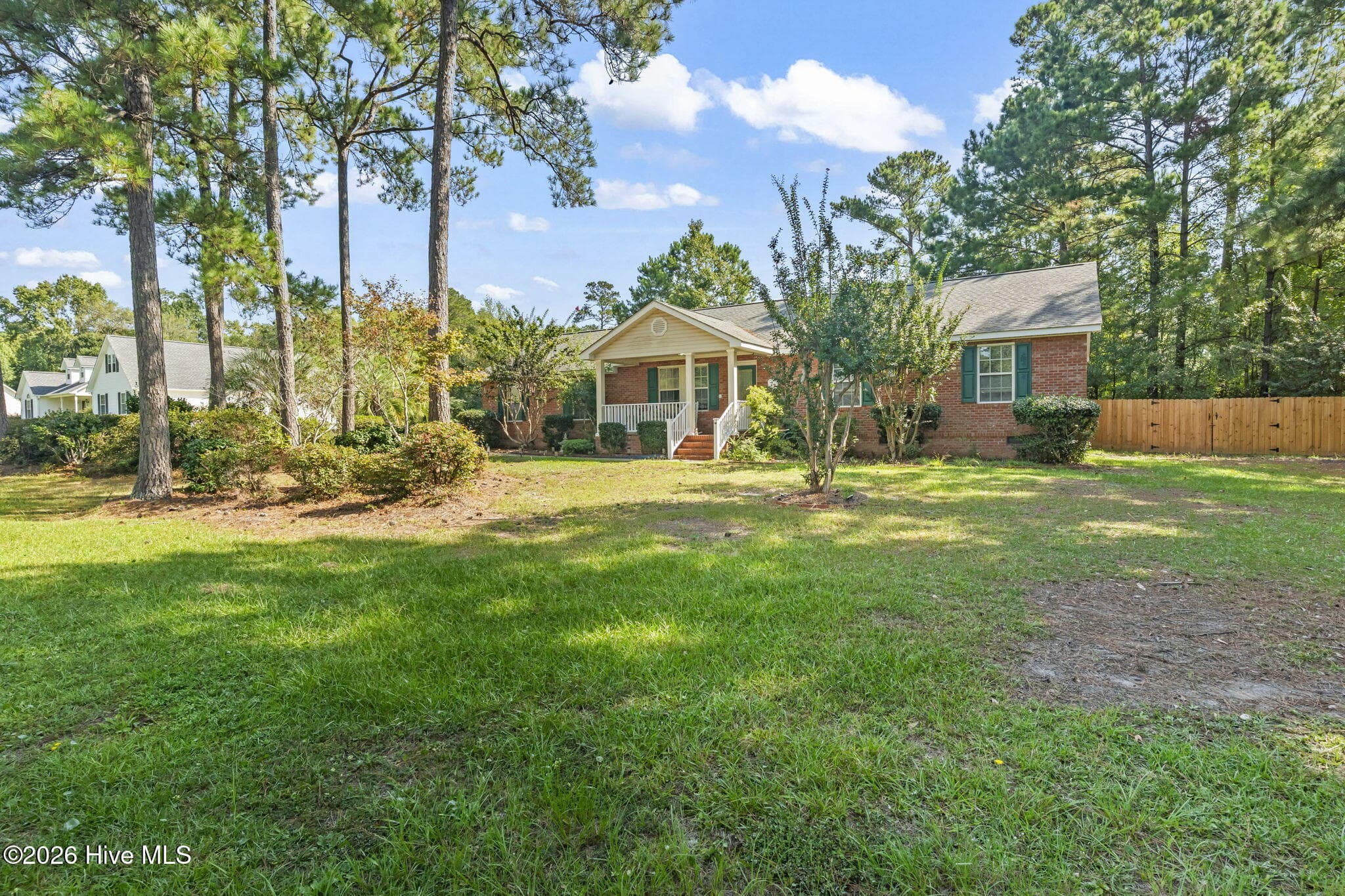 Large front and back yard - 77 Plantation Drive SW, Ocean Isle Beach, NC 28469