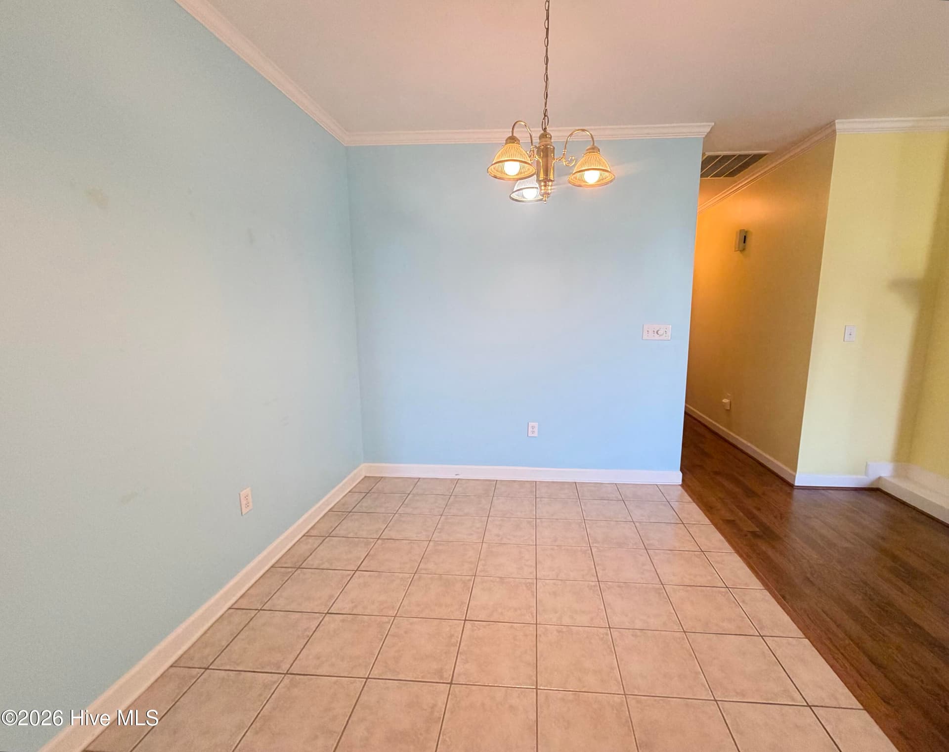Dining area - 2059 Briarwood Drive, Kinston, NC 28501