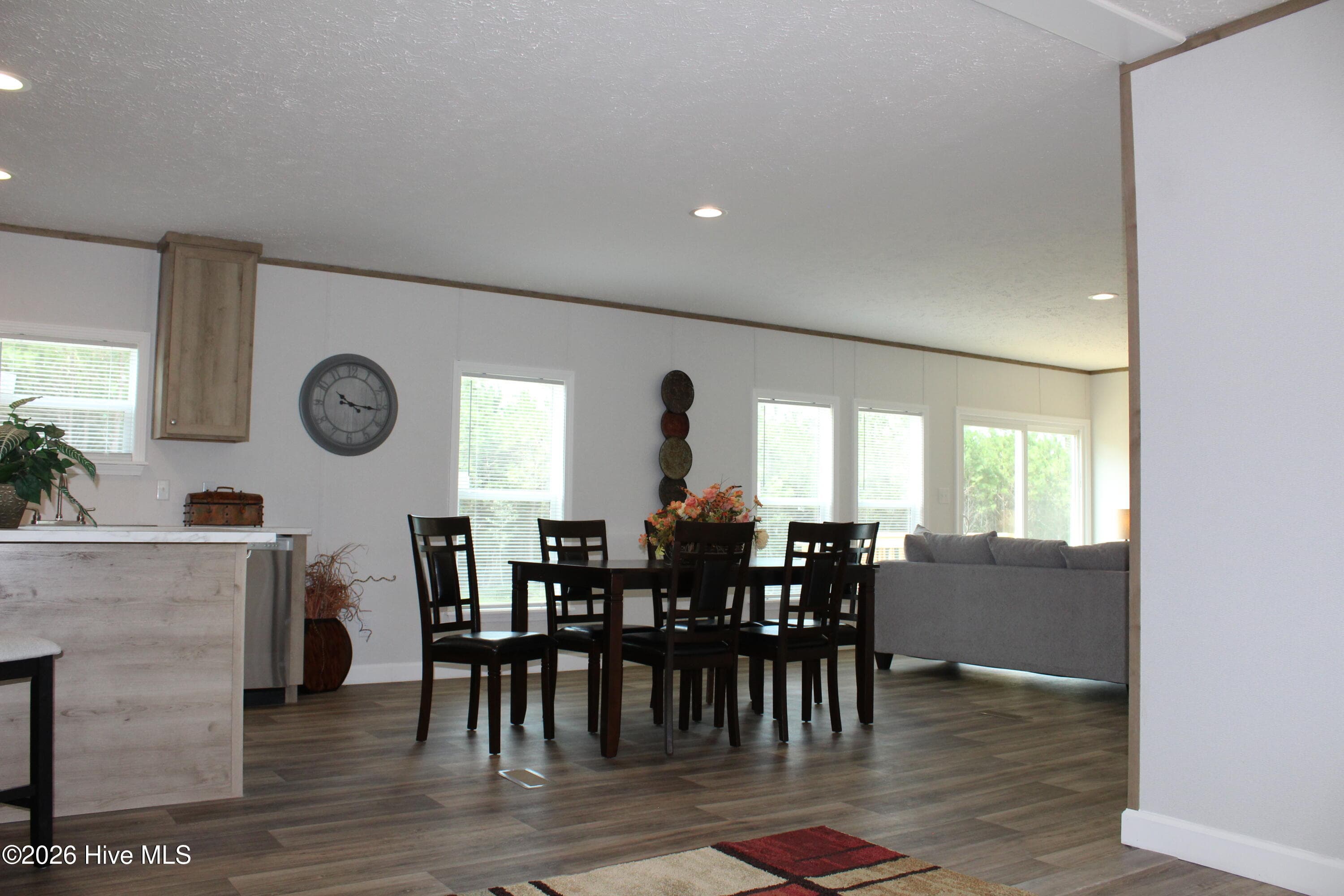 Manufactured Home at 950 Blind Bridge Road, Magnolia, NC 28453, photo 16 of 32