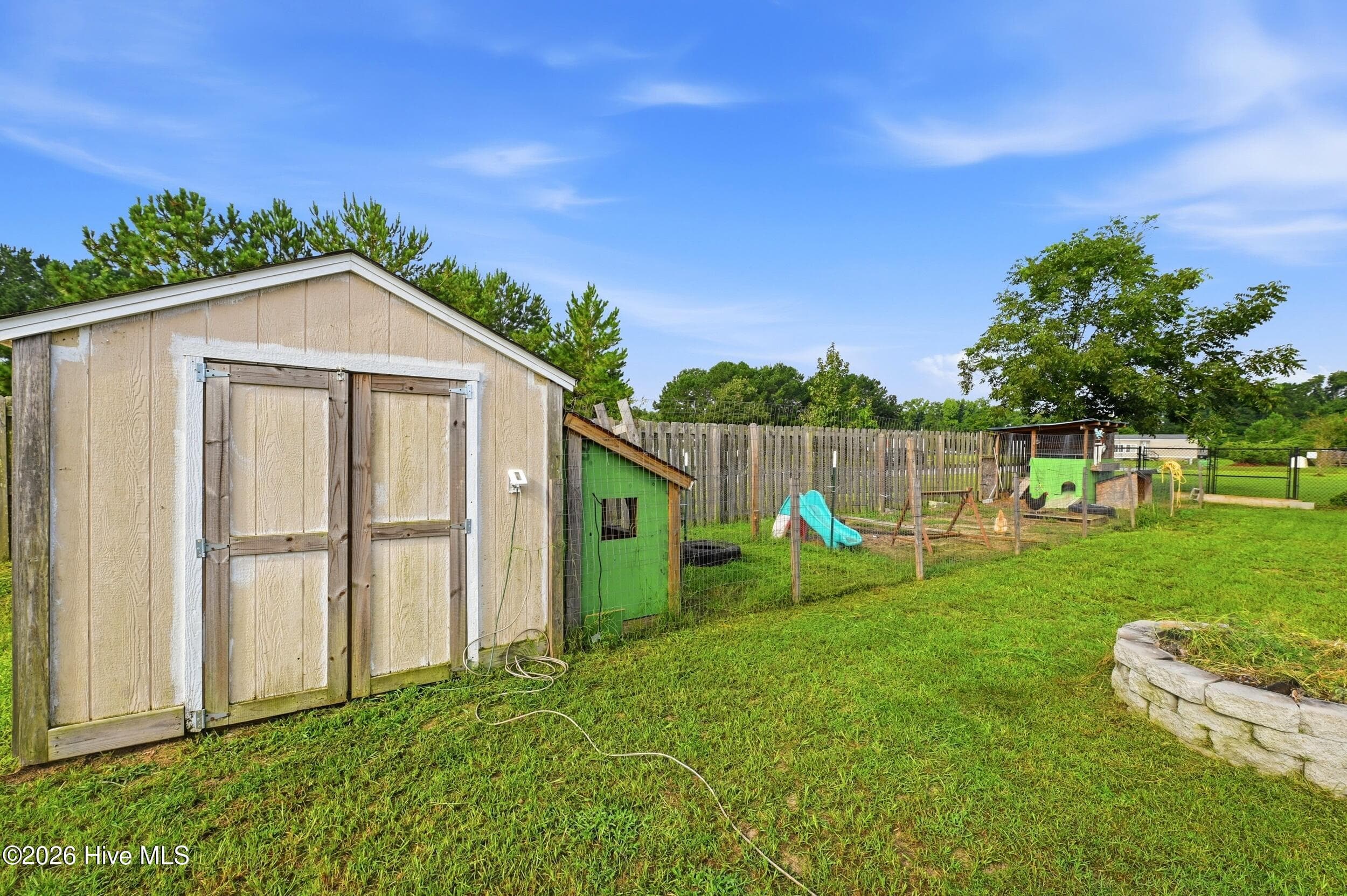 Manufactured Home at 71 Gobbler Court, Rocky Point, NC 28457, photo 39 of 54